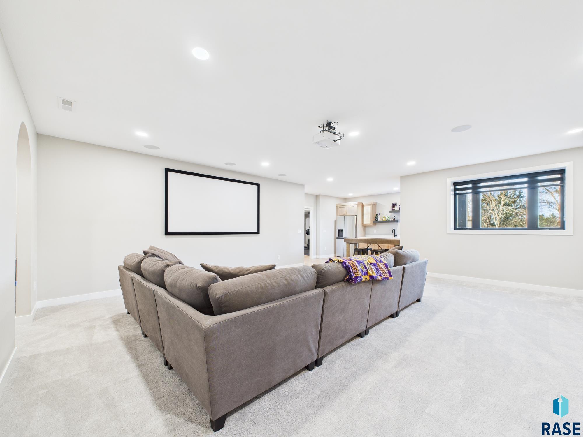 property viewer photo 39