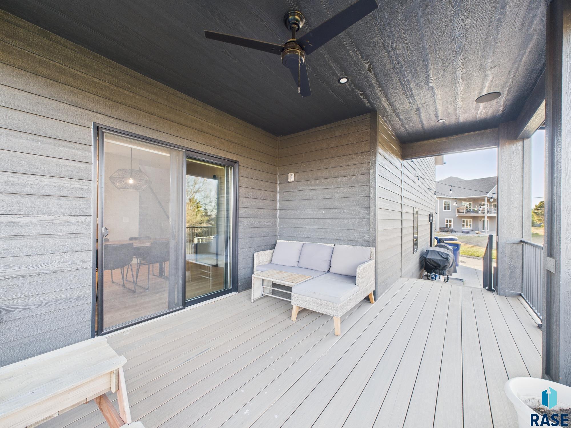 property viewer photo 57