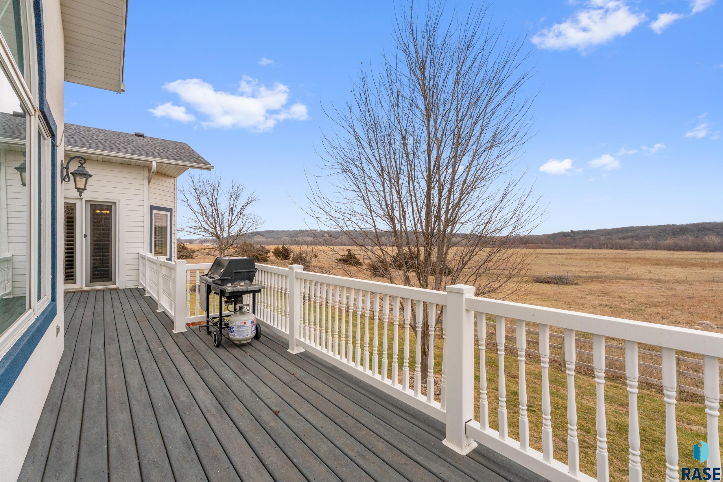 main property photo 51