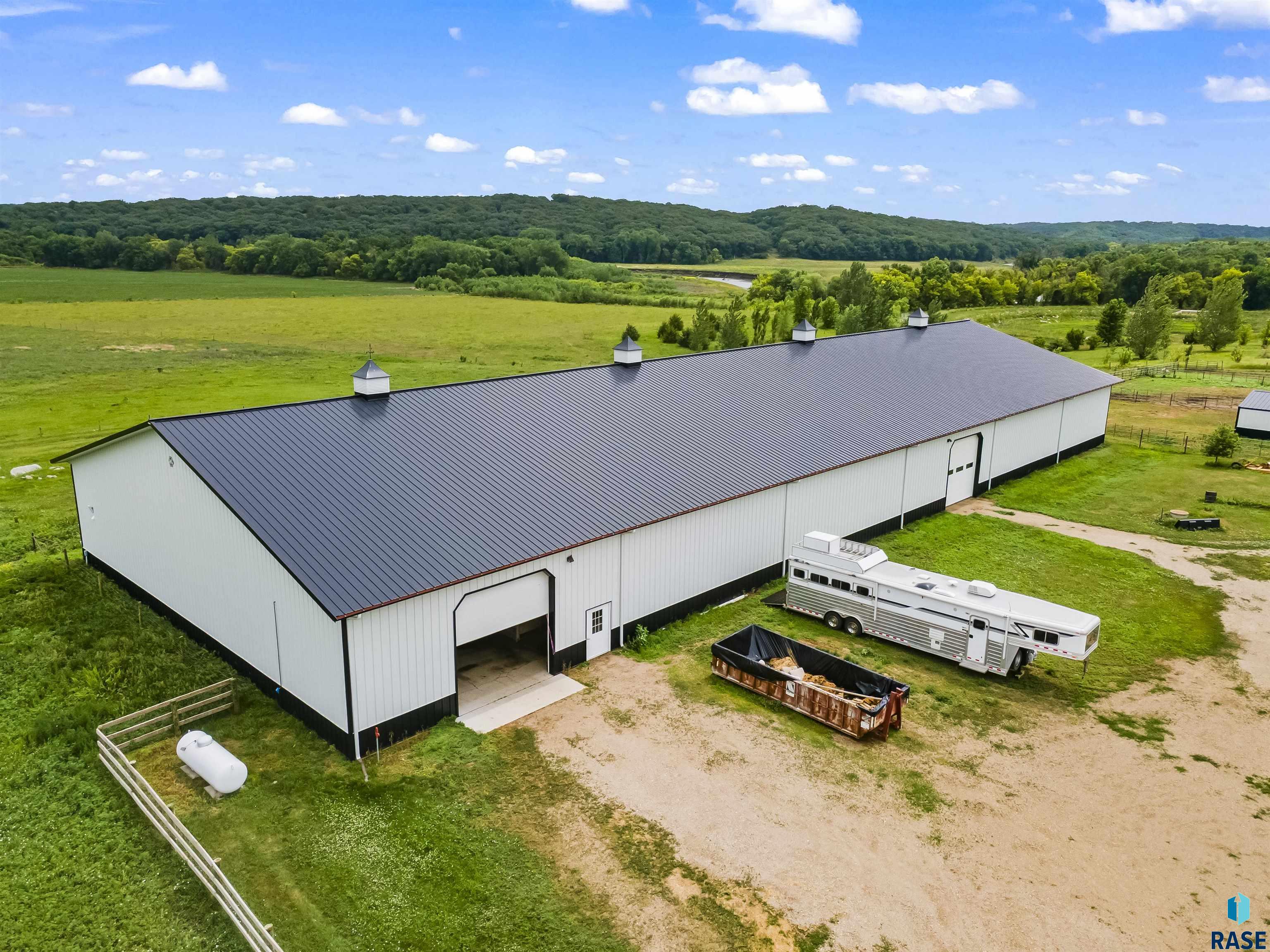 main property photo 92
