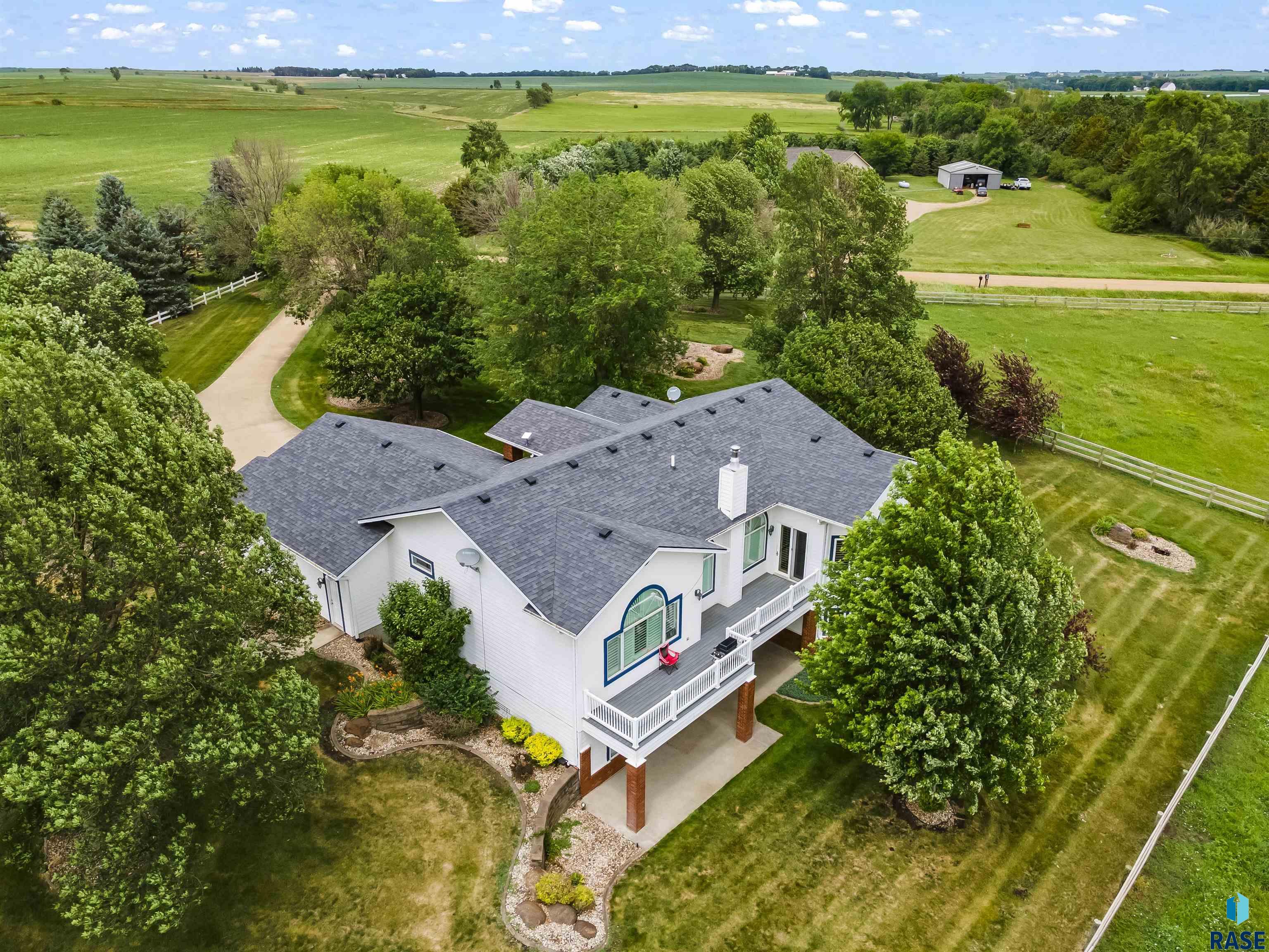 main property photo 94