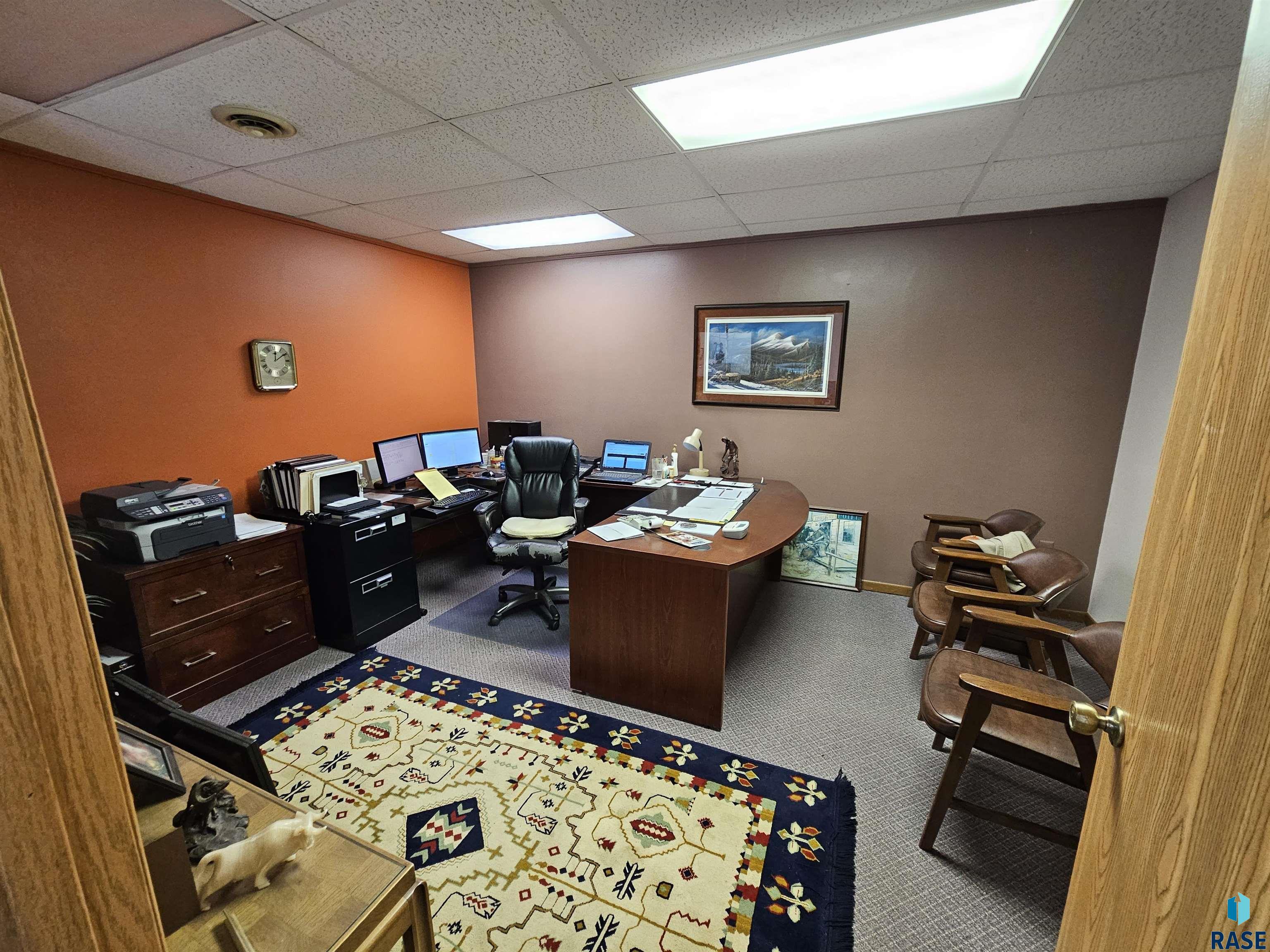 main property photo 12