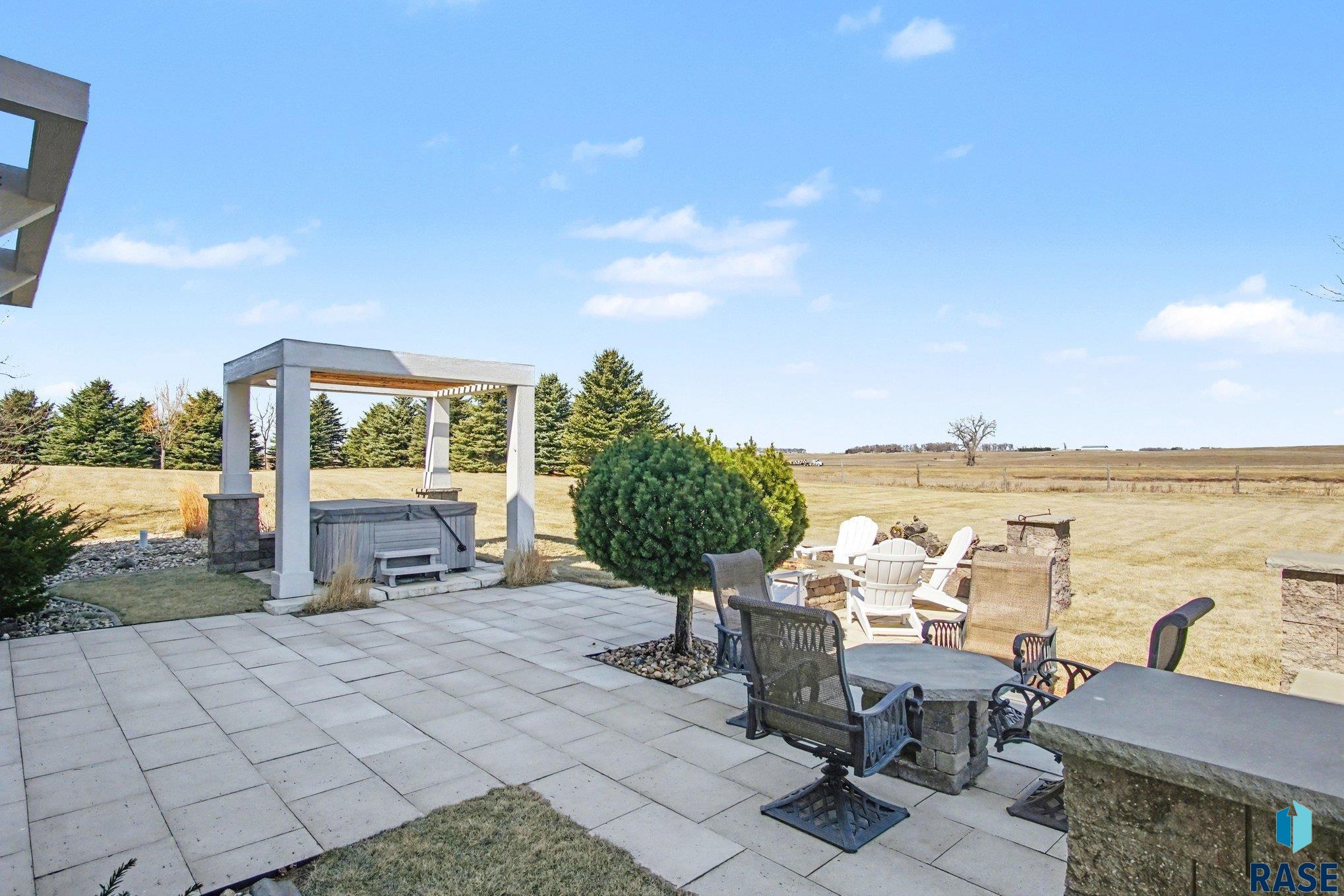 main property photo 50