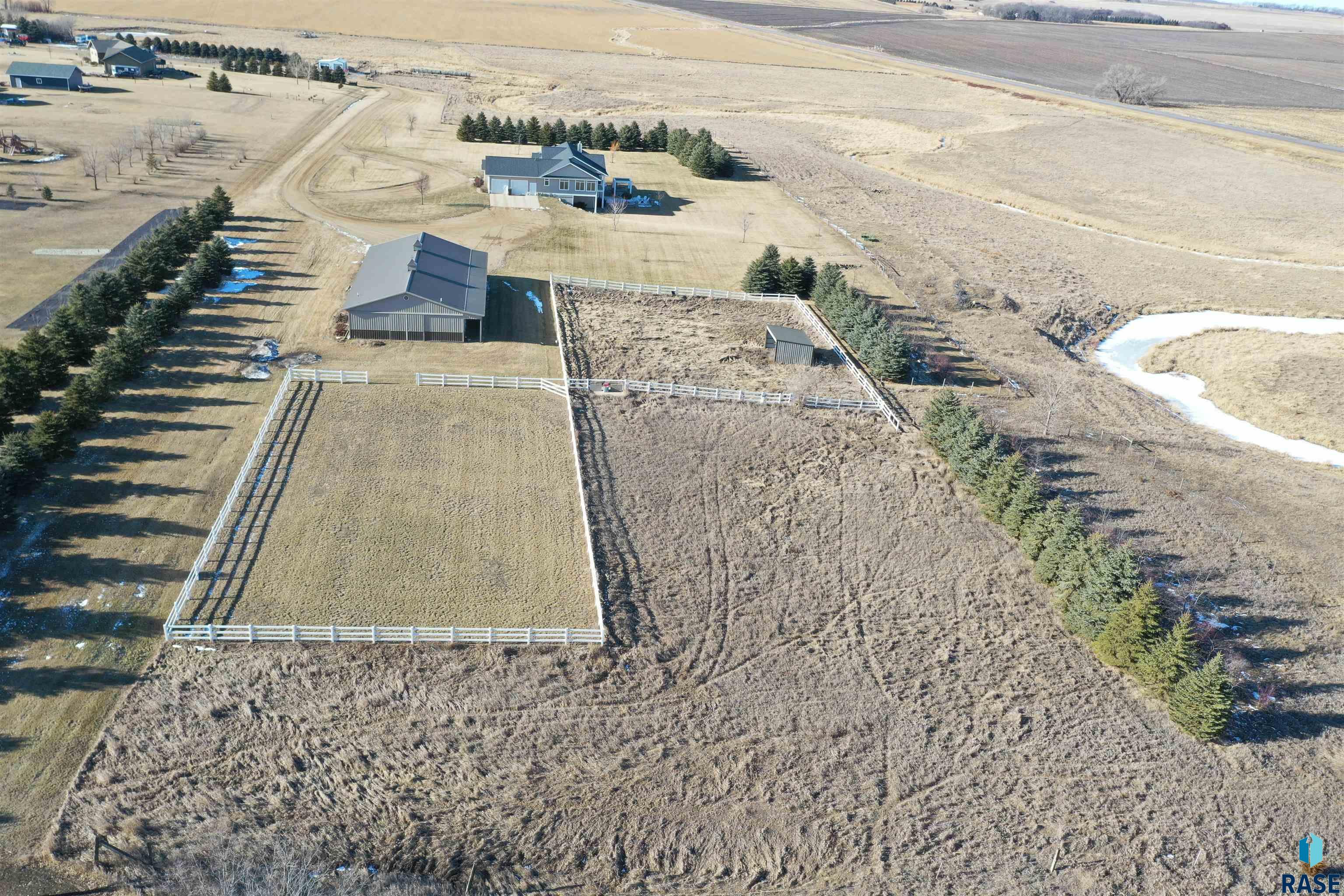 main property photo 59