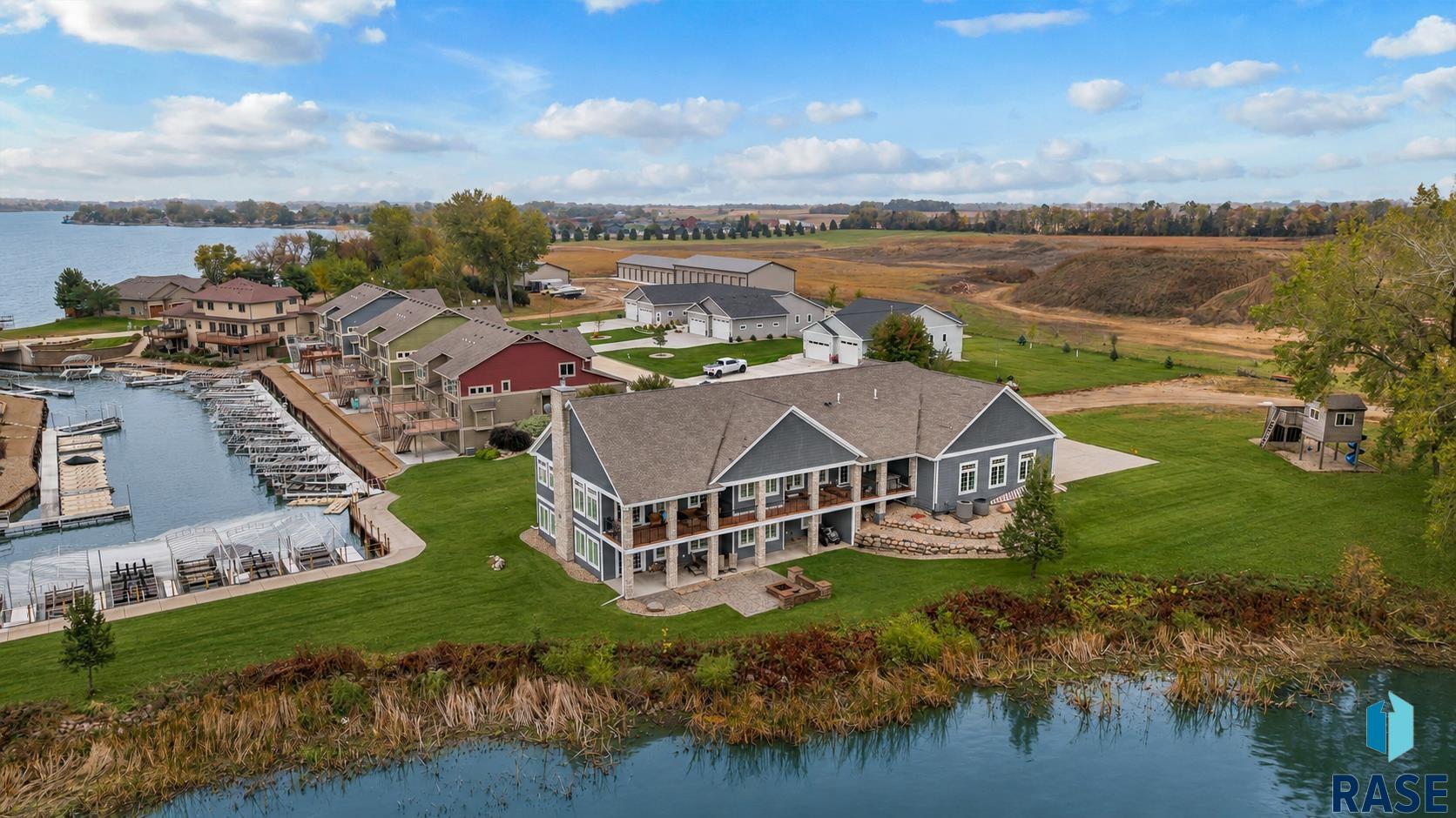 main property photo 48