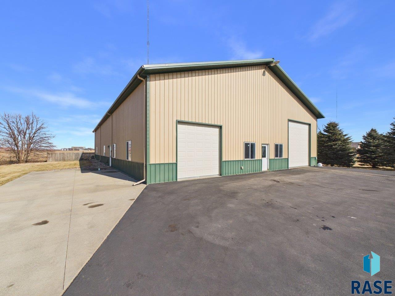 main property photo 56