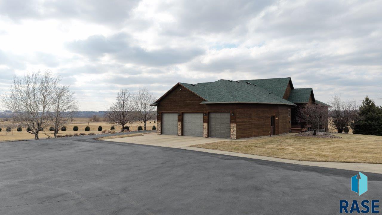 main property photo 67