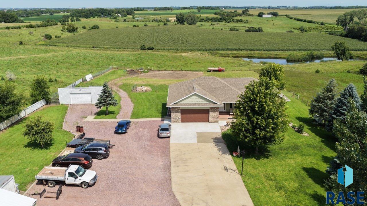 main property photo 66