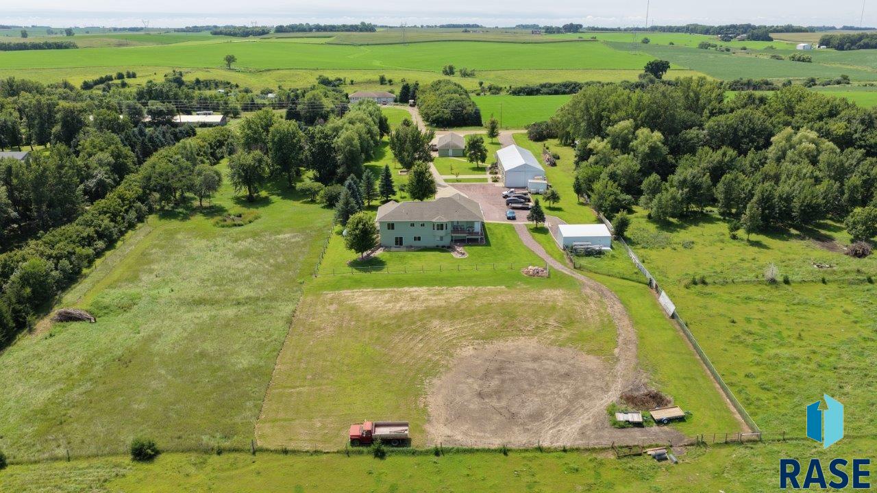 main property photo 83