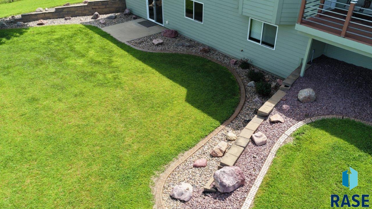main property photo 85