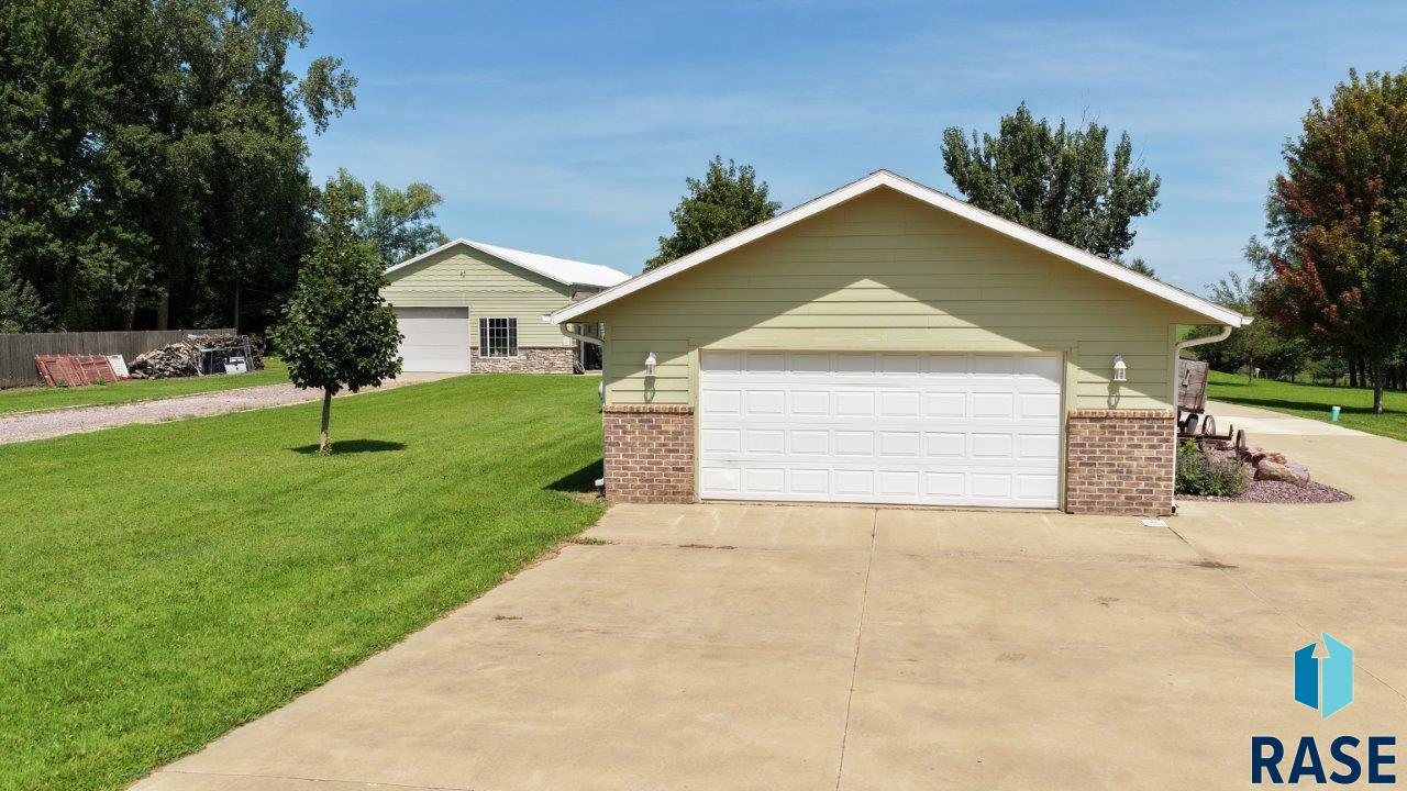 main property photo 96