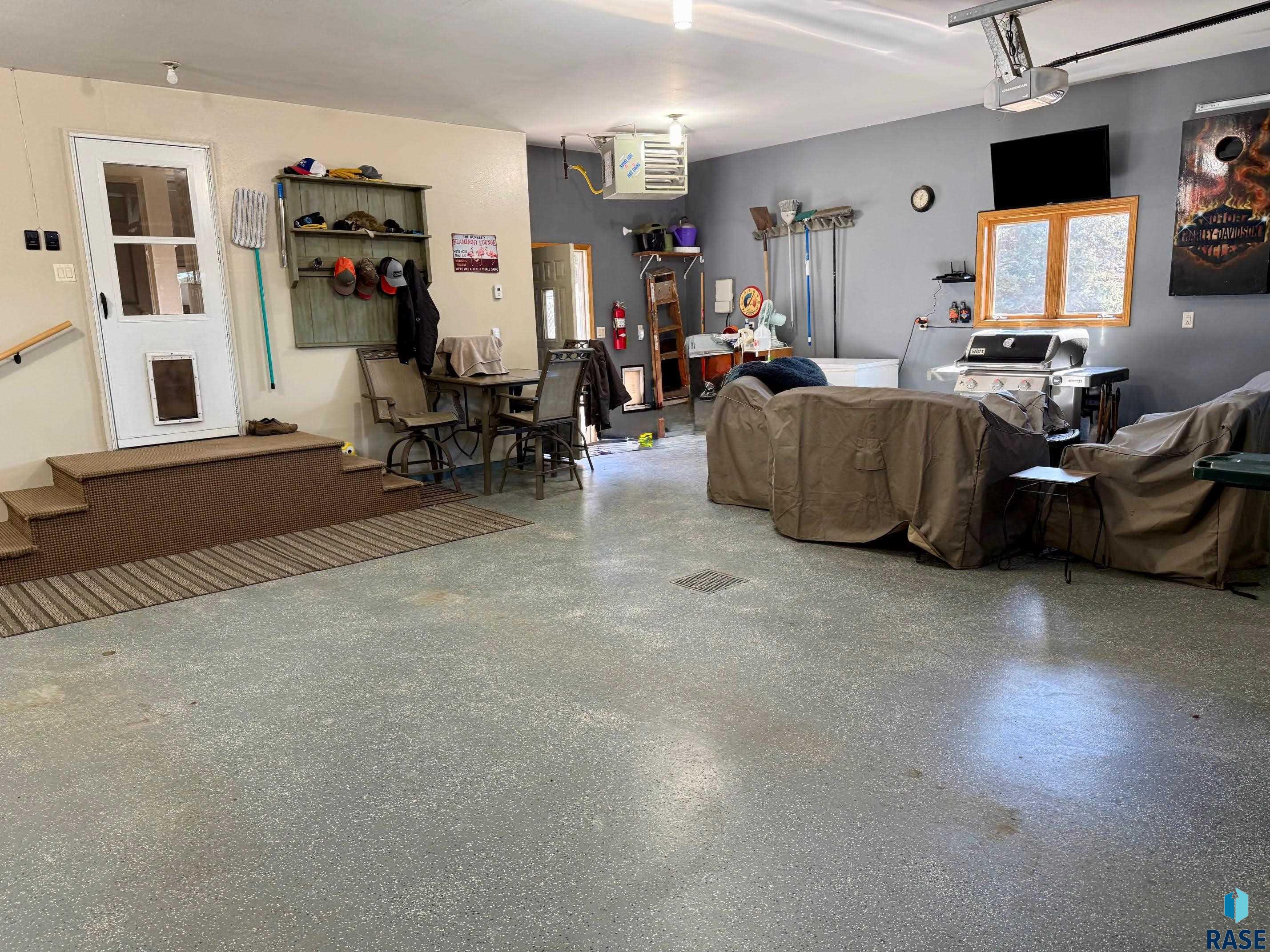 main property photo 61