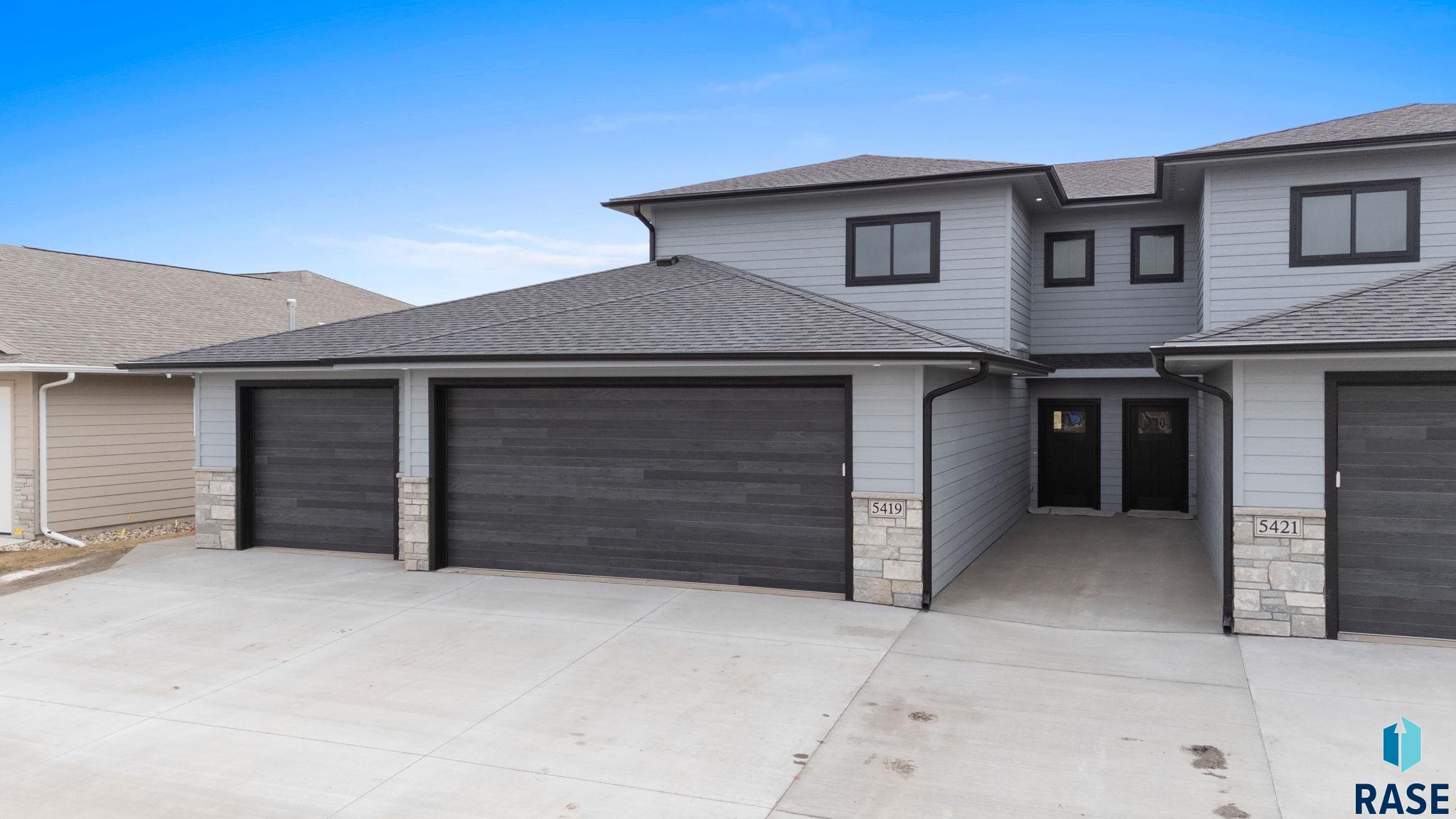 main property photo 64
