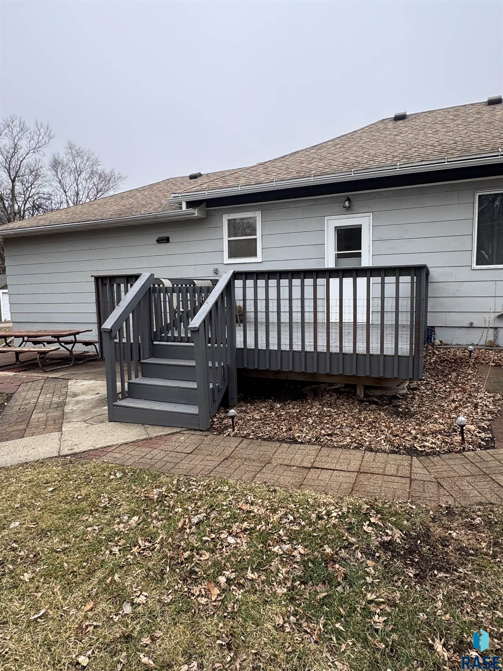 main property photo 49
