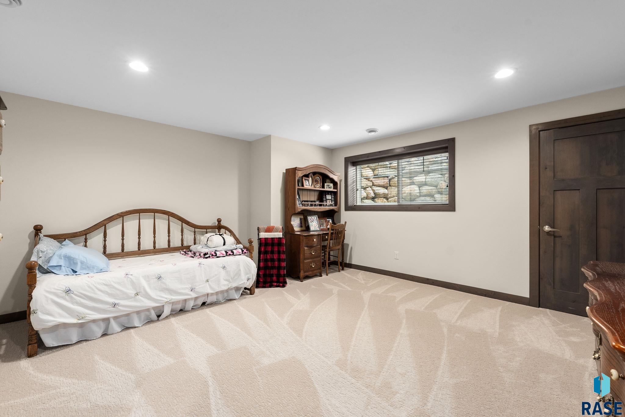 main property photo 58