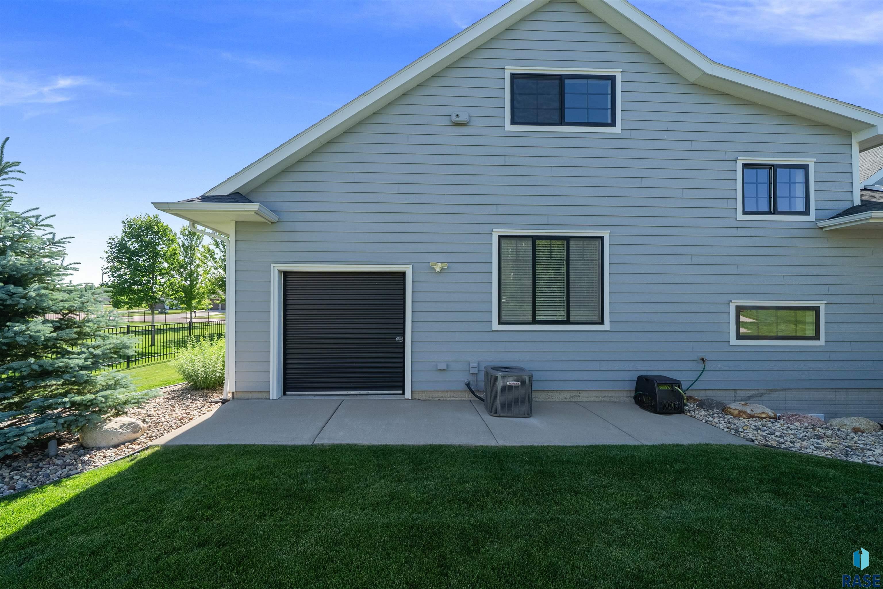 main property photo 73