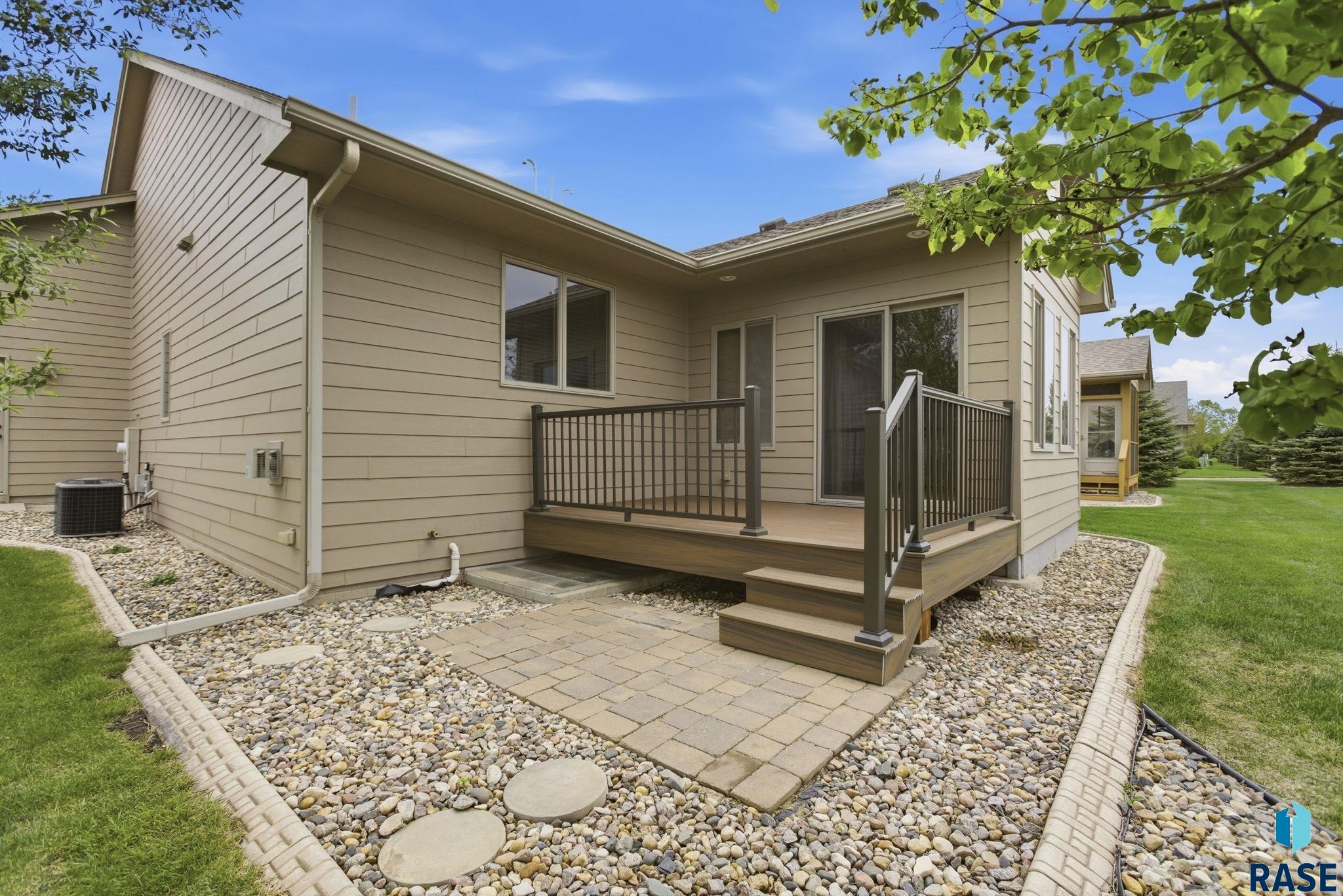 main property photo 60