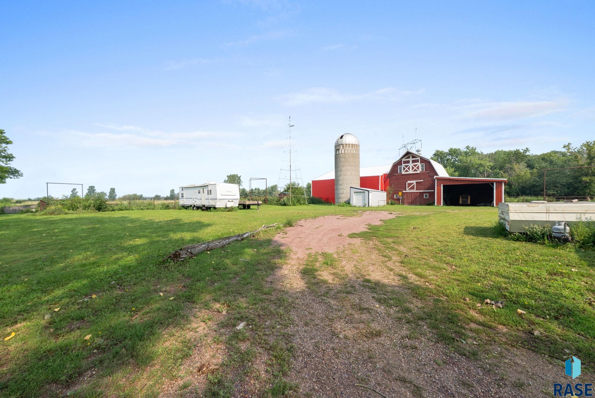 main property photo 54