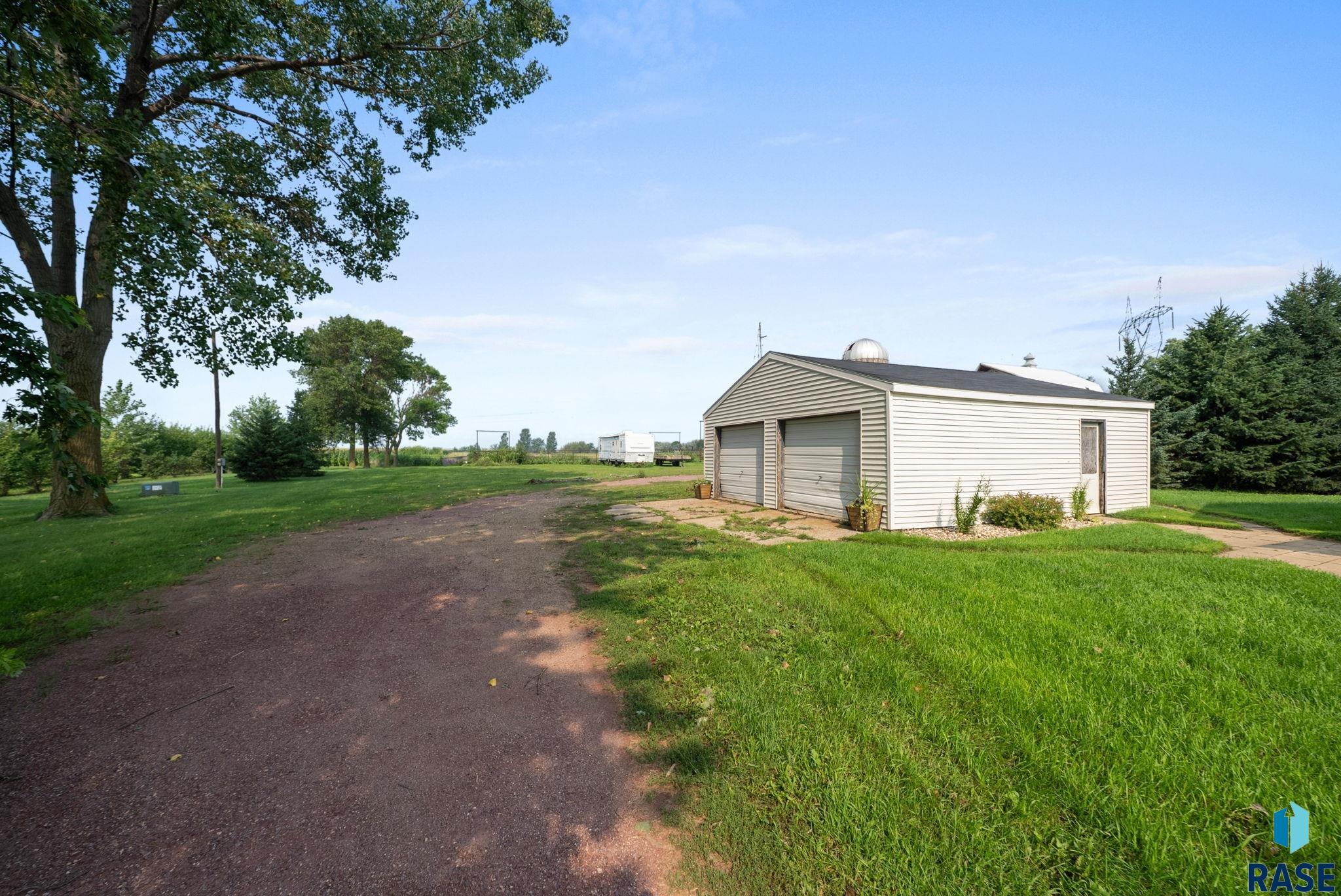 main property photo 58