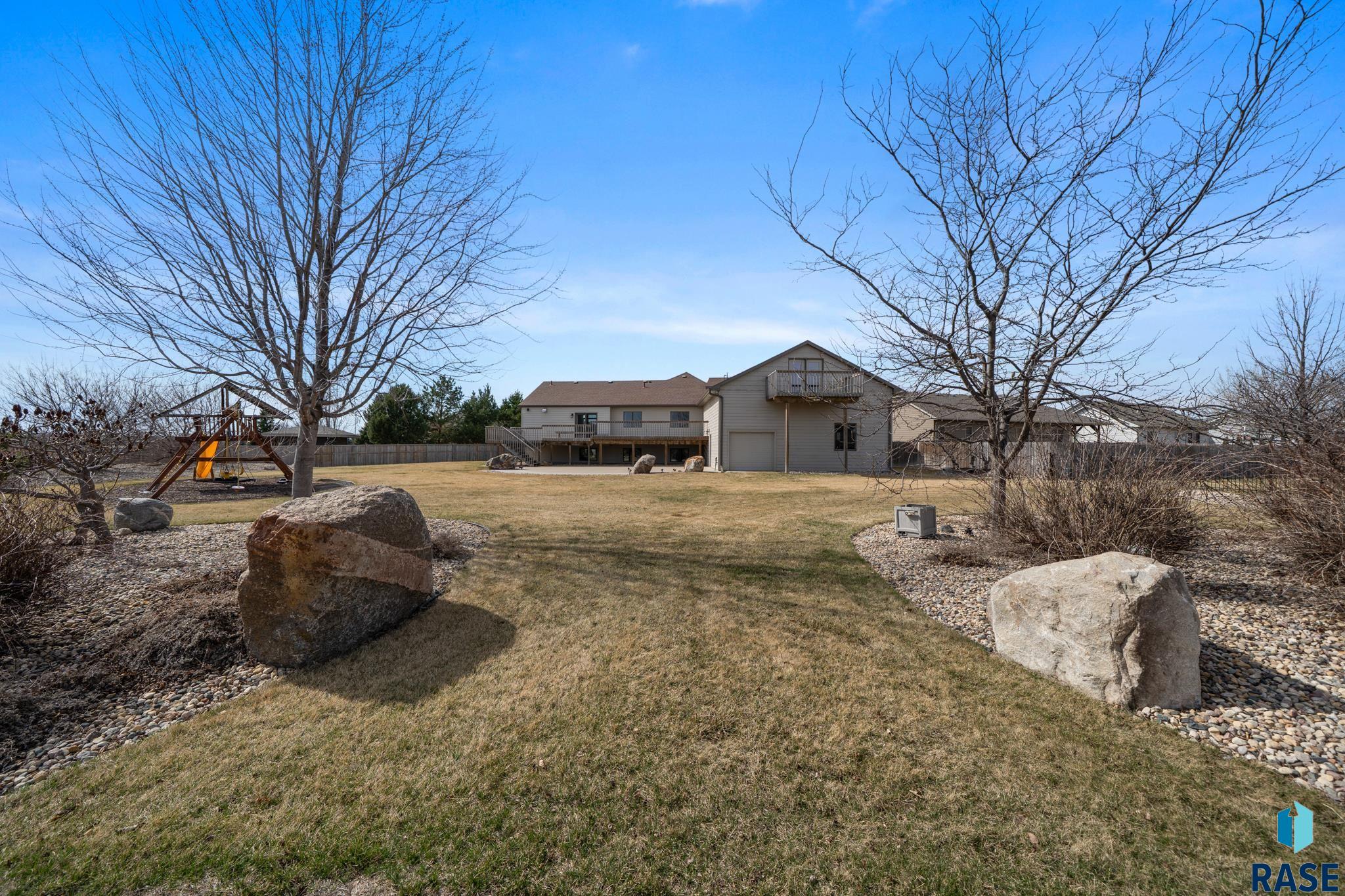 main property photo 60