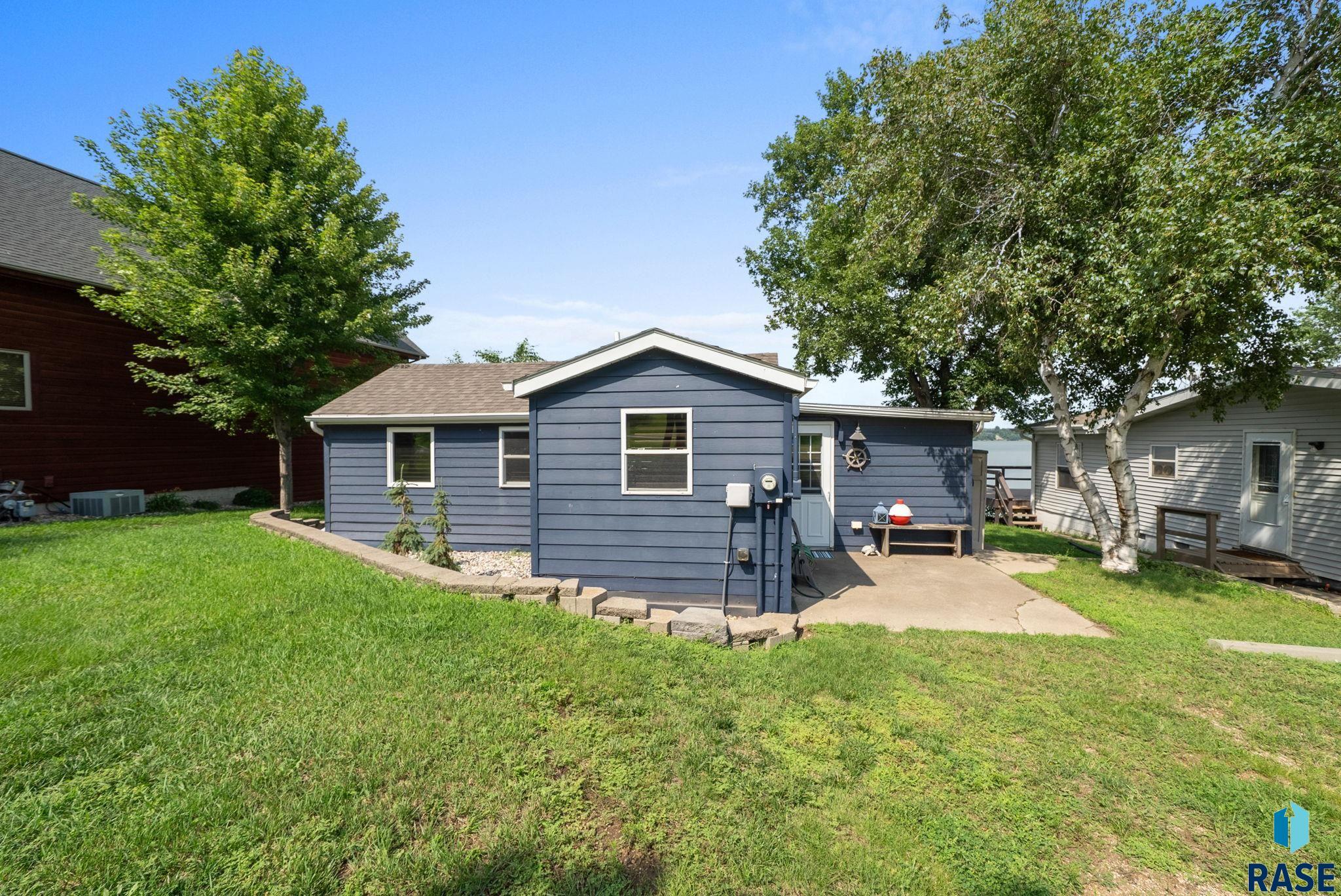 main property photo 51