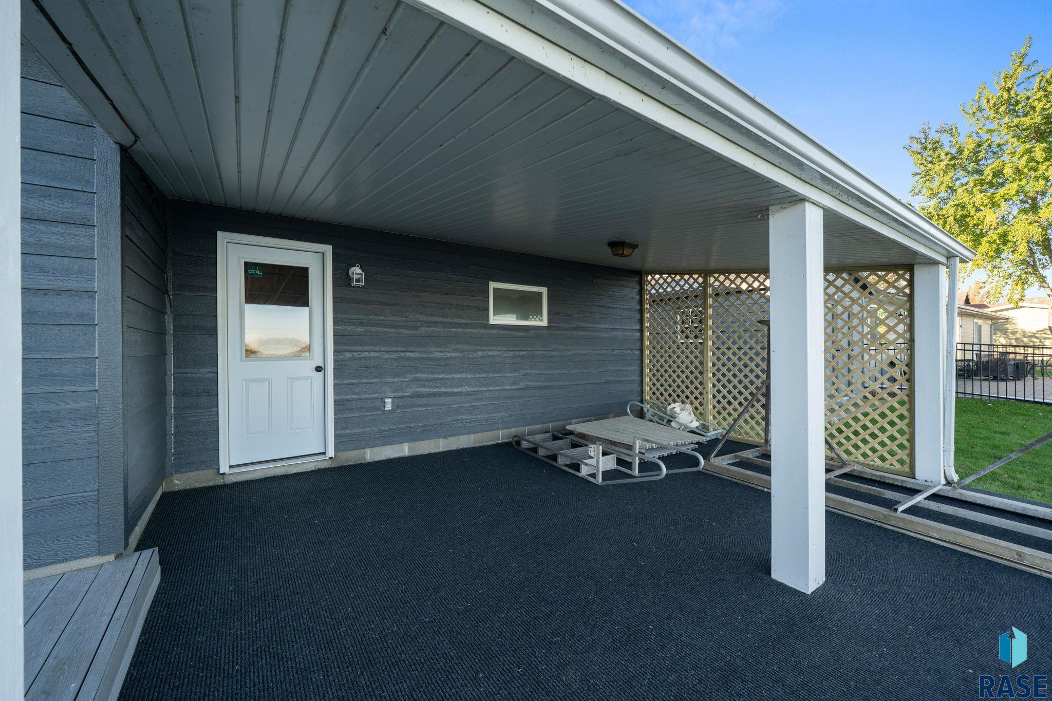 main property photo 54