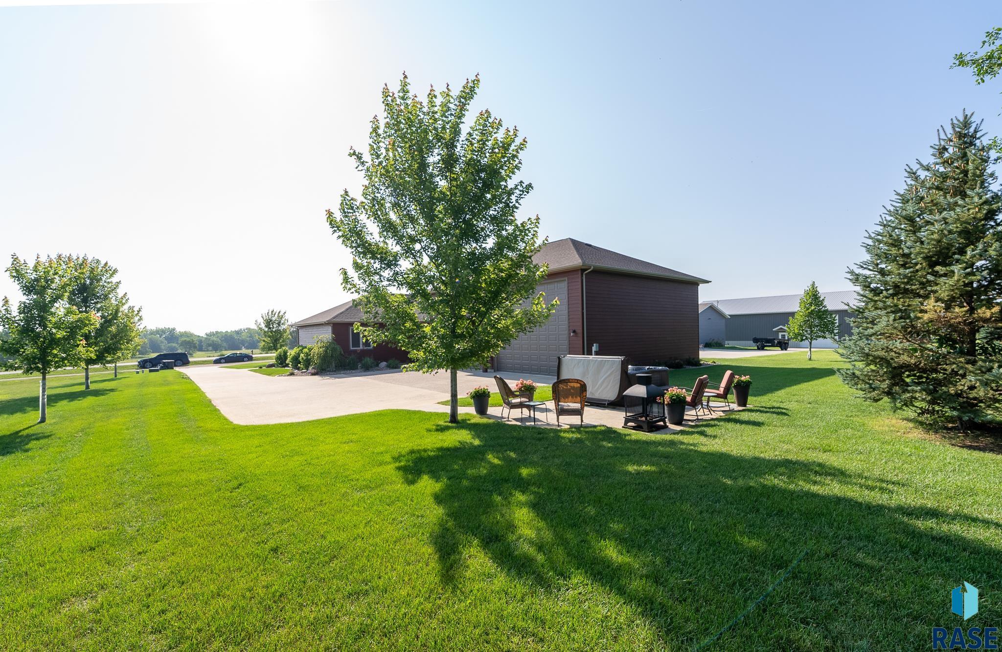 main property photo 50