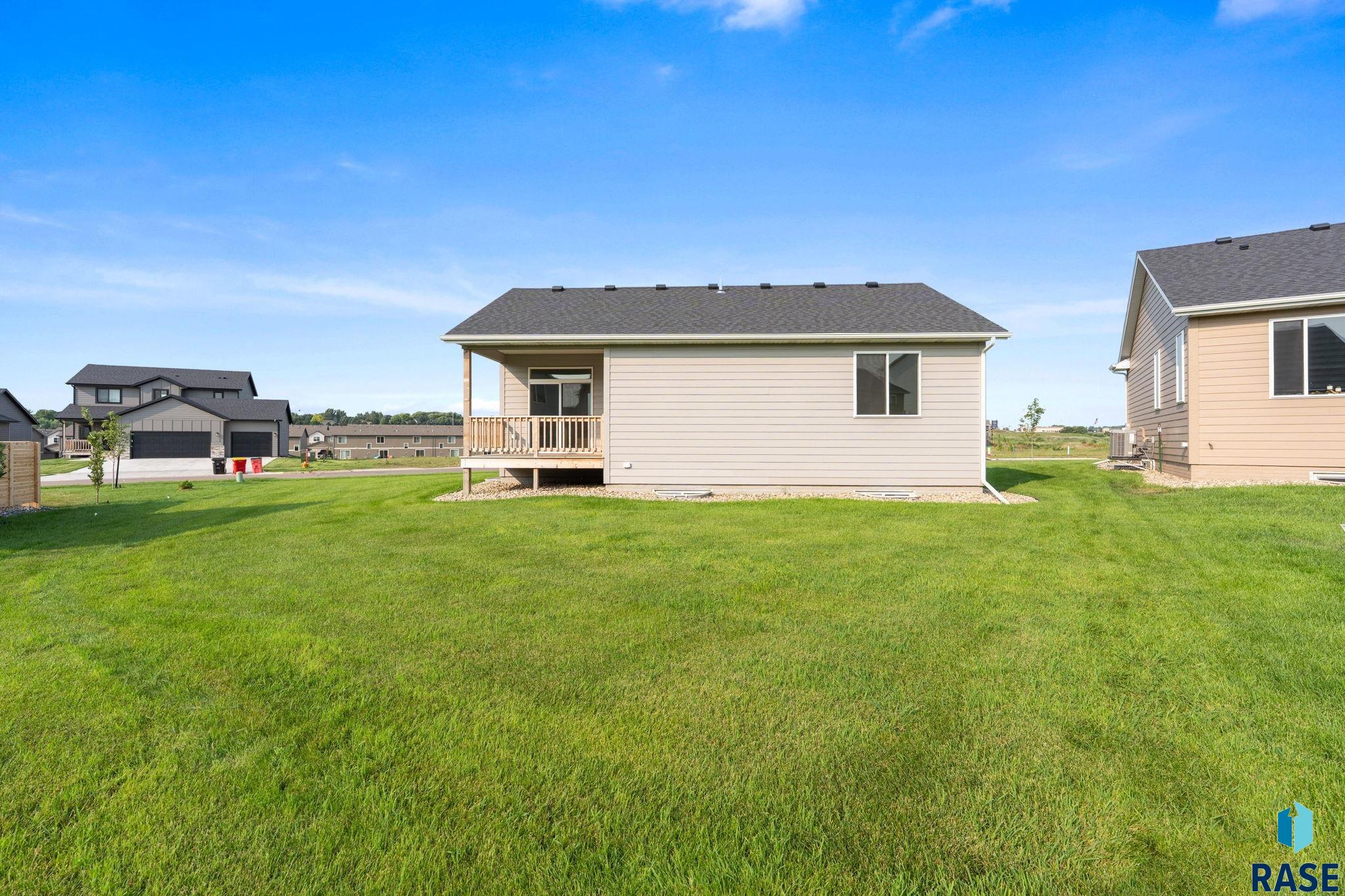 main property photo 47