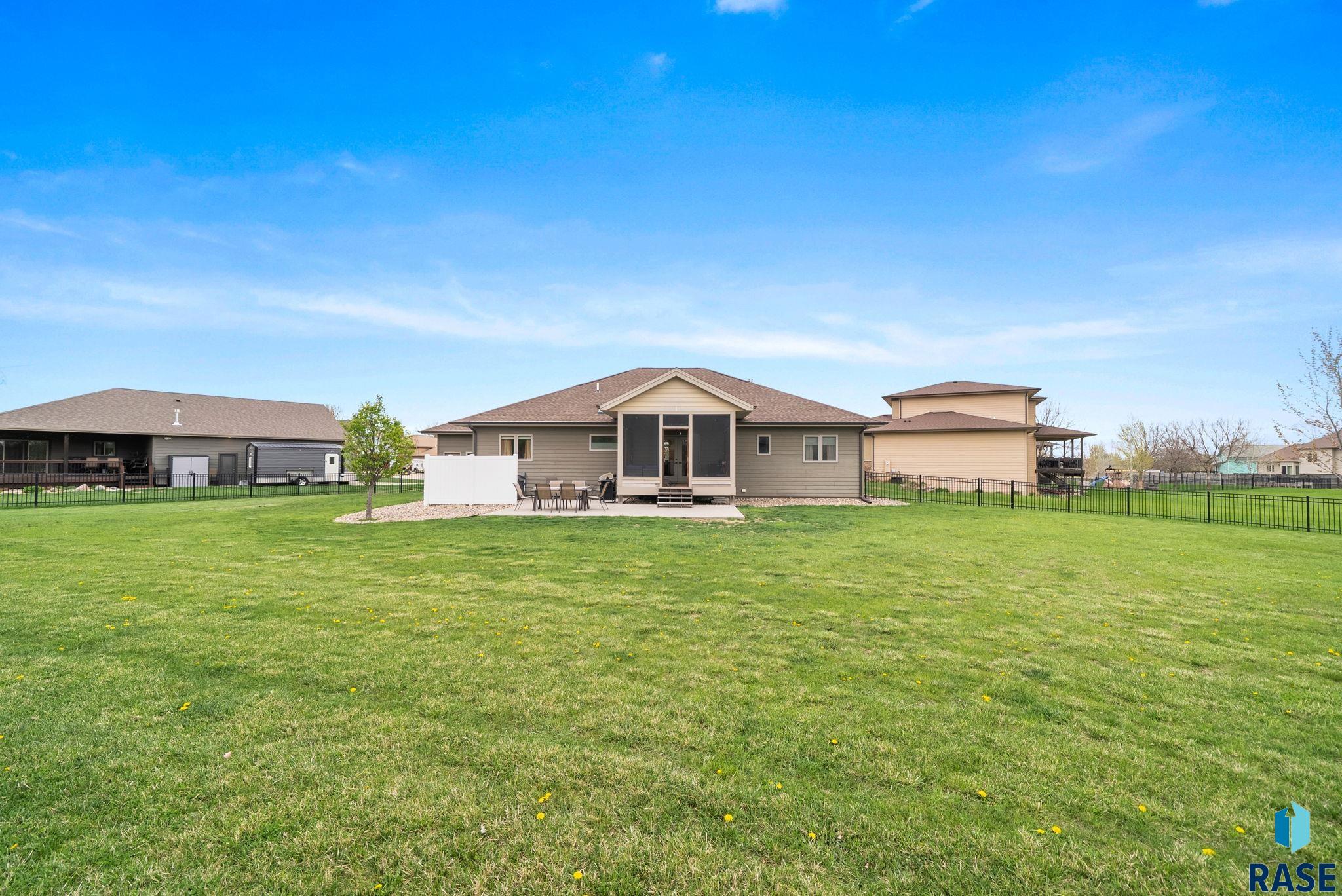 main property photo 61