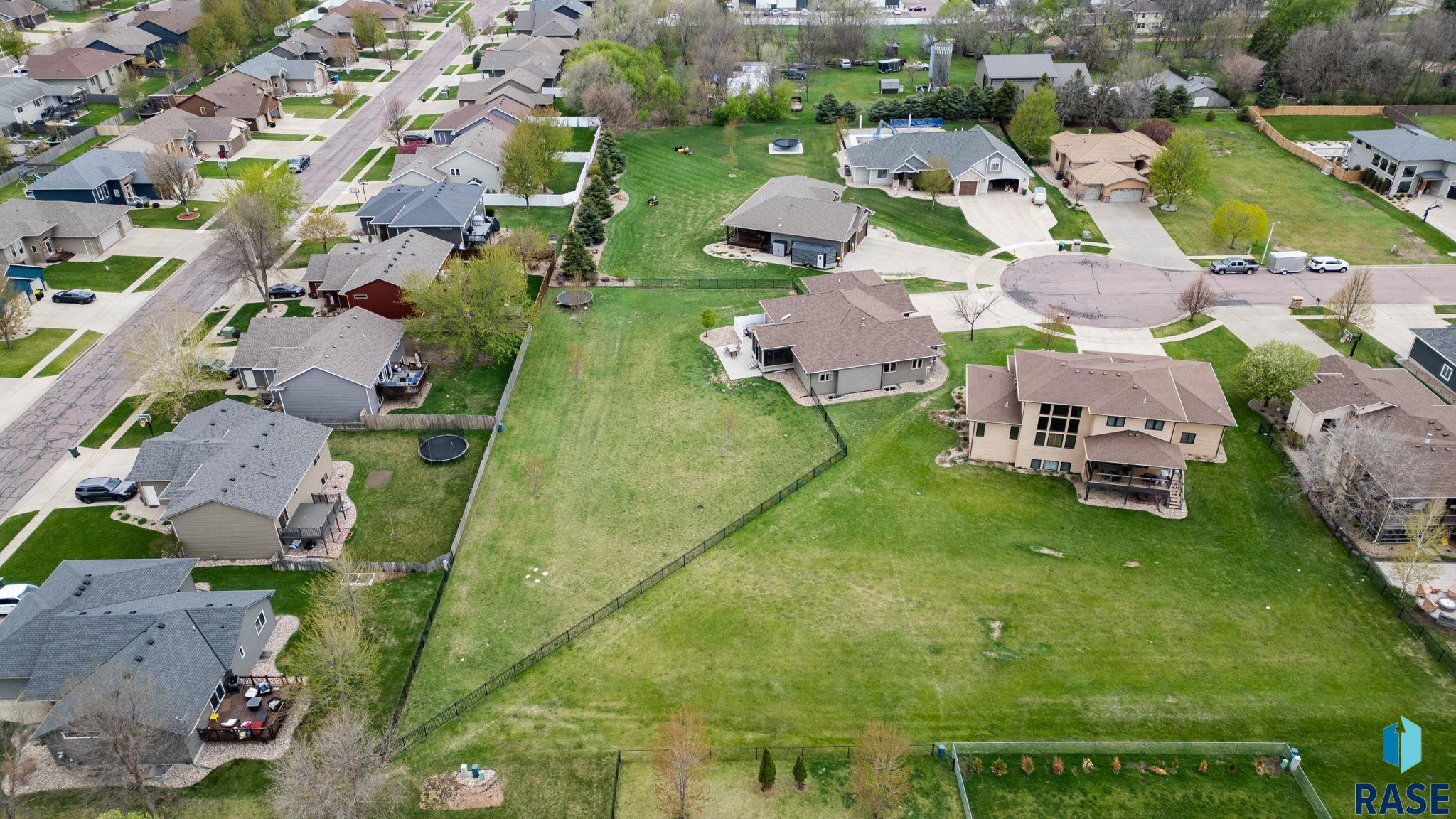 main property photo 65