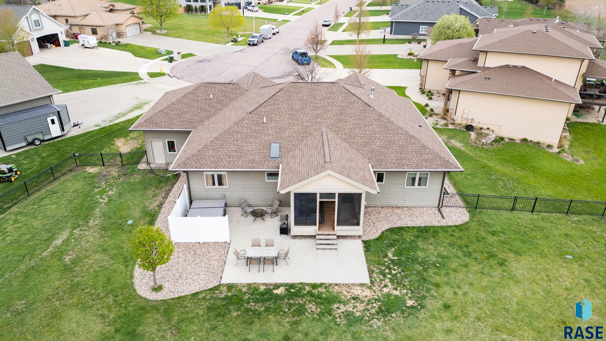 main property photo 66