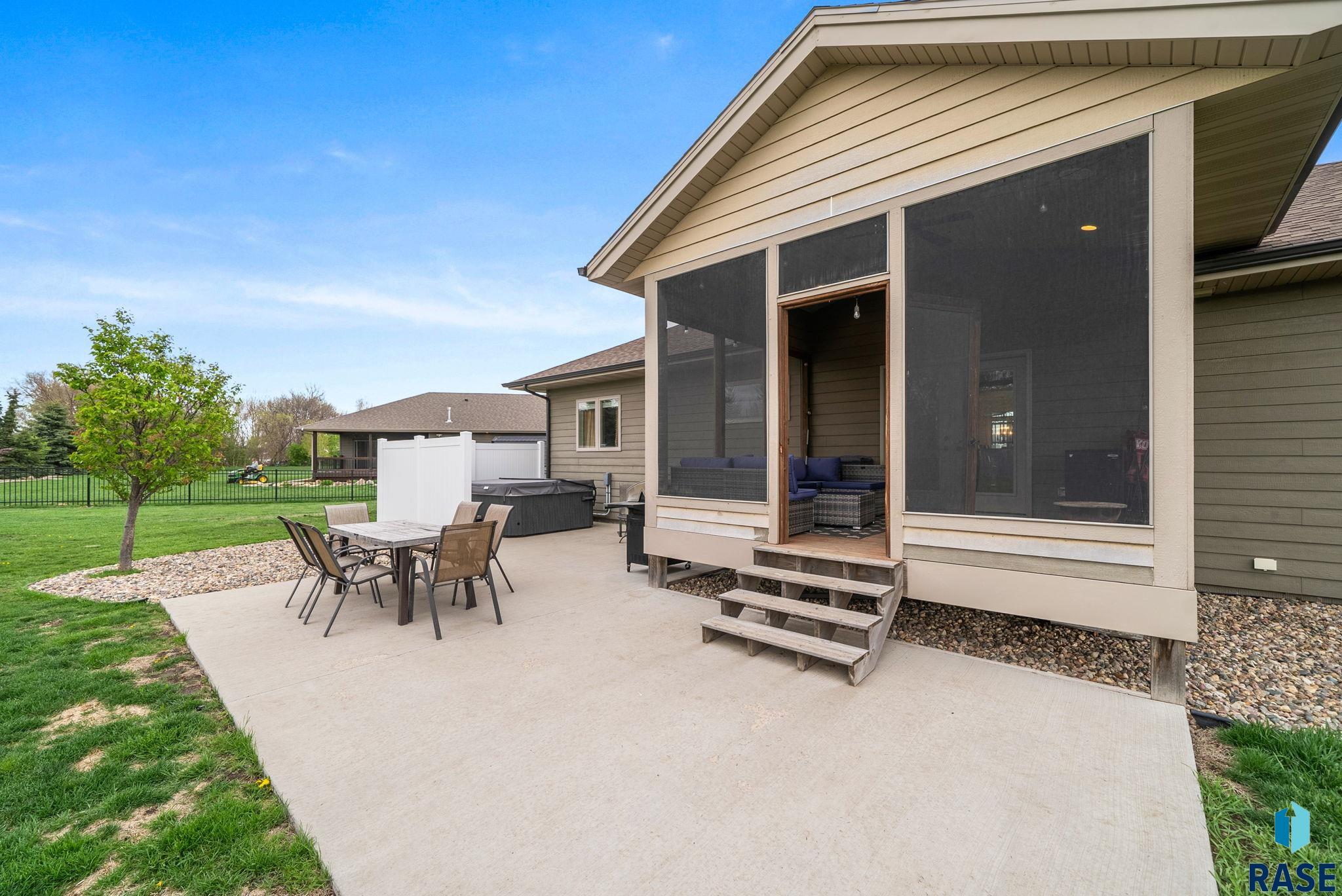 main property photo 67
