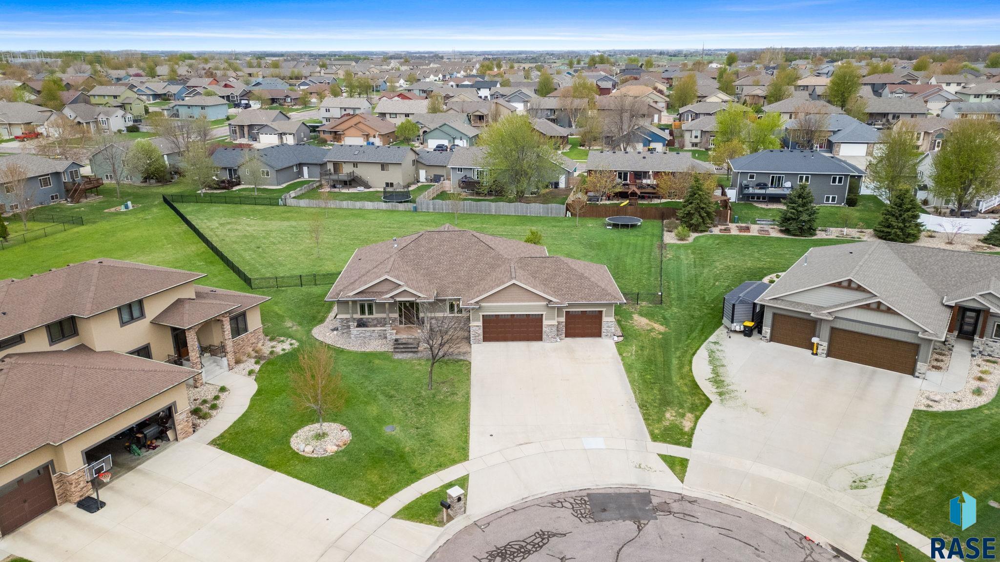 main property photo 80