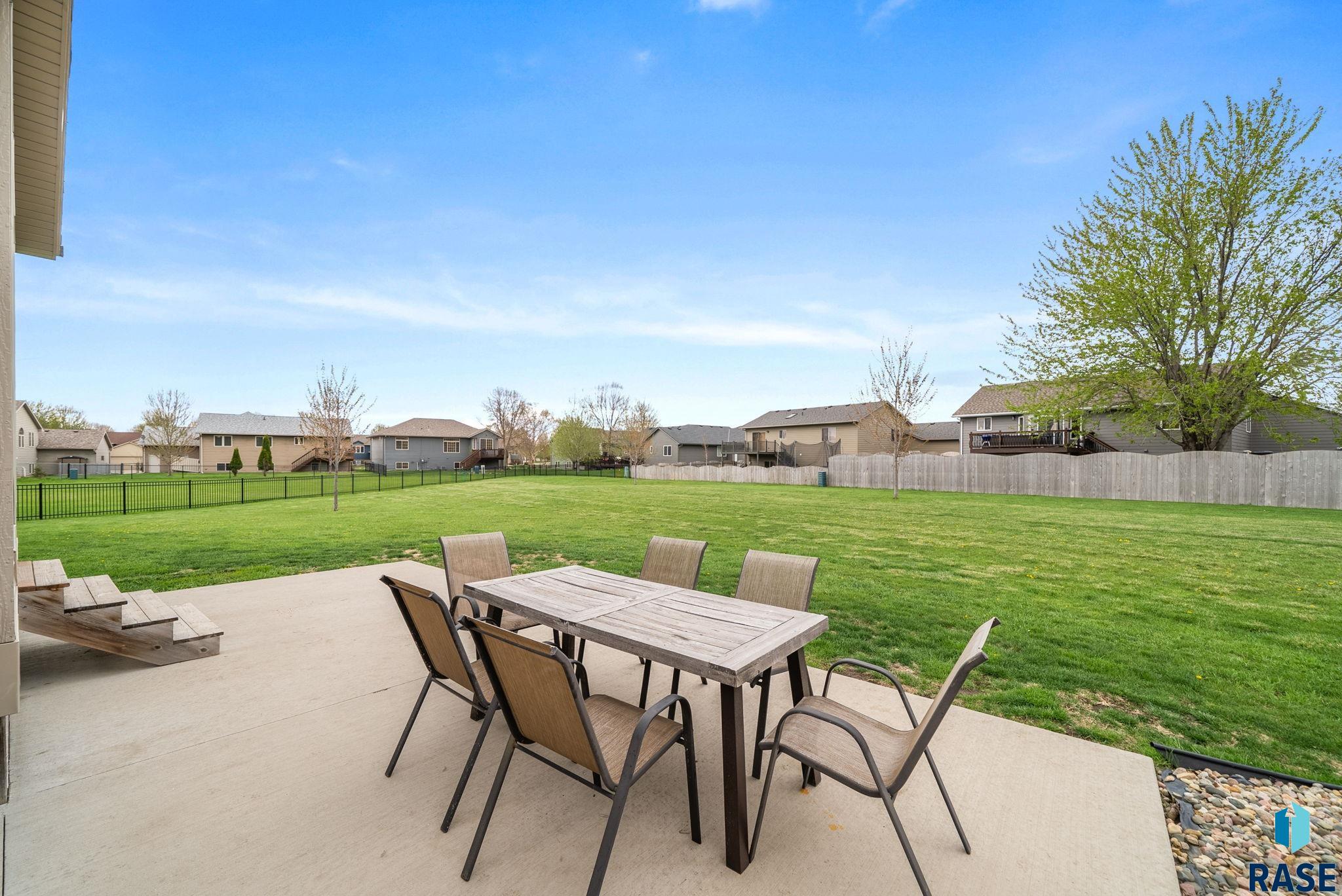 main property photo 81