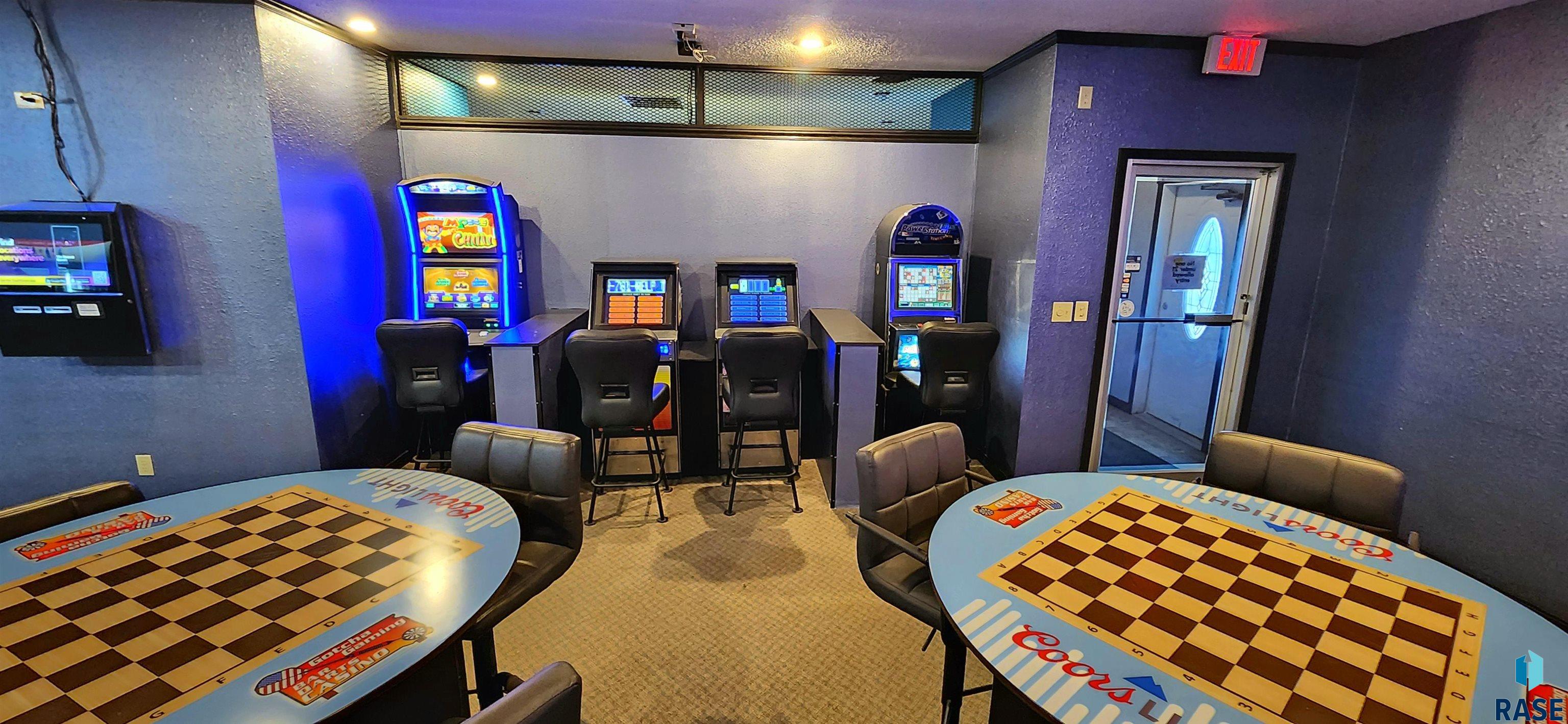 main property photo 19