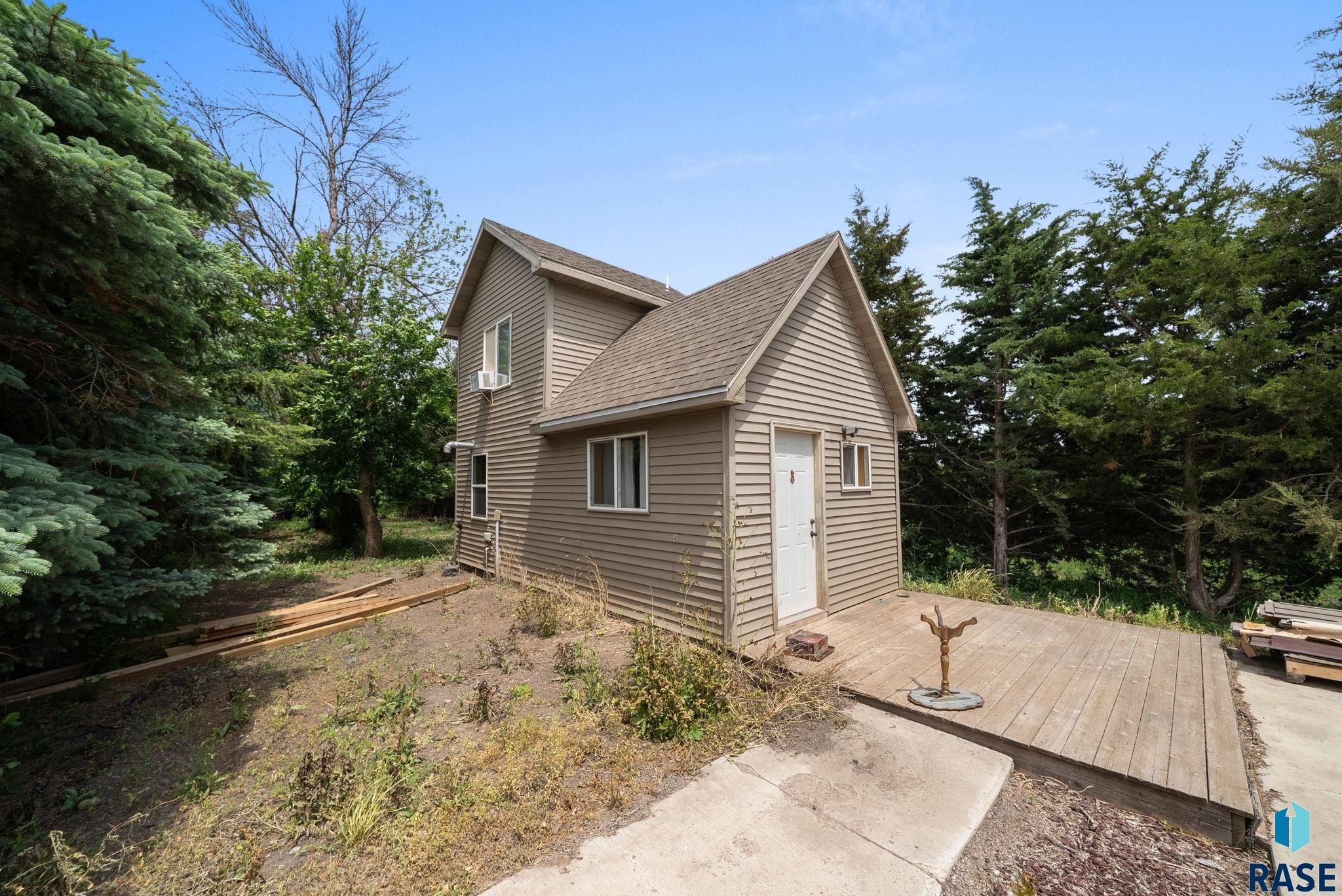 main property photo 38