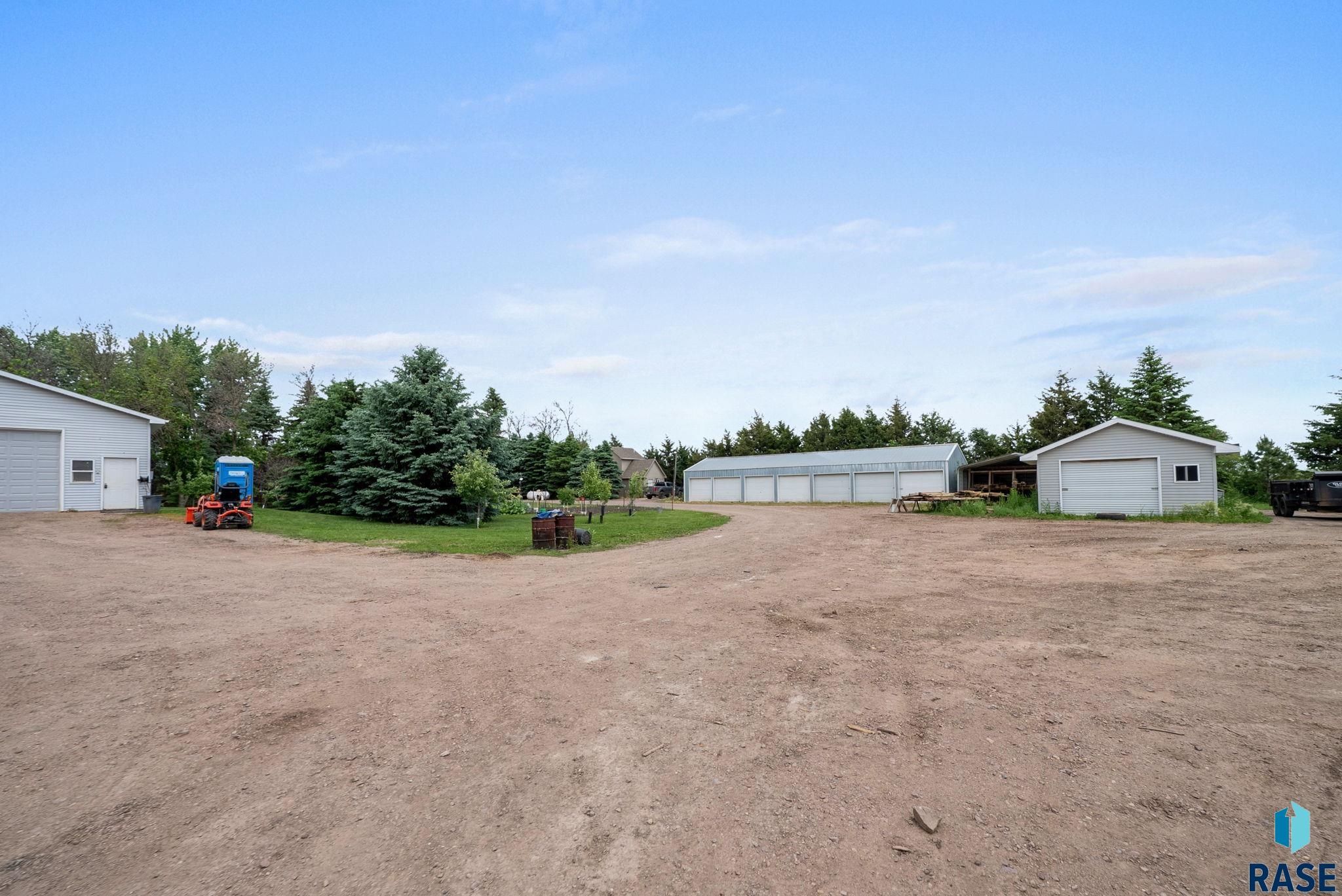 main property photo 47