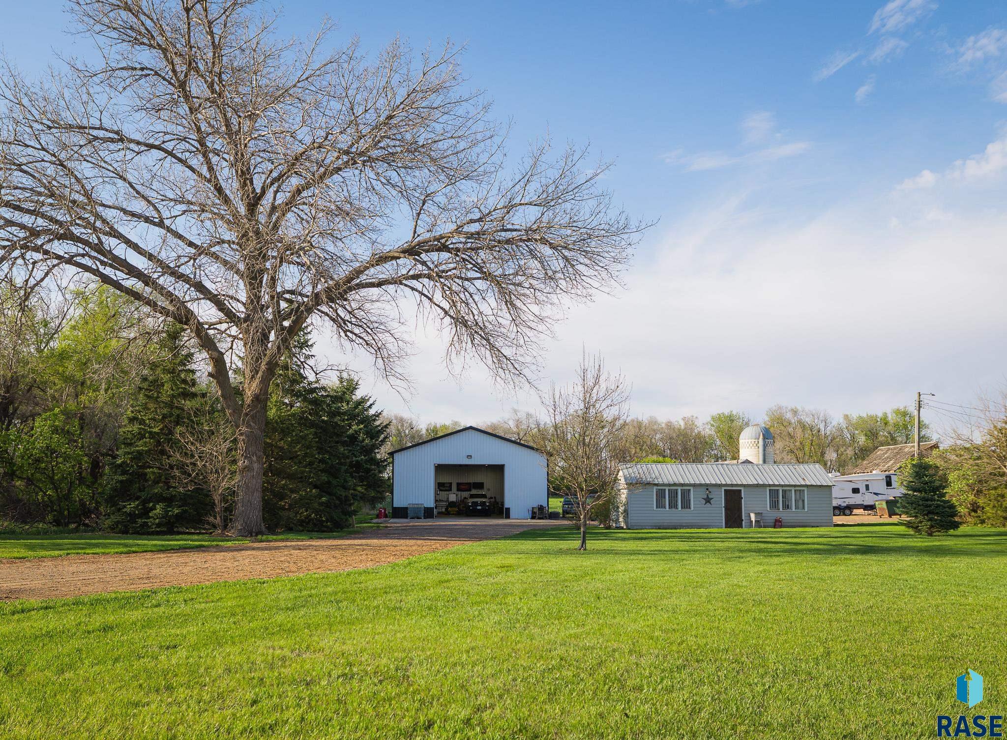 main property photo 77