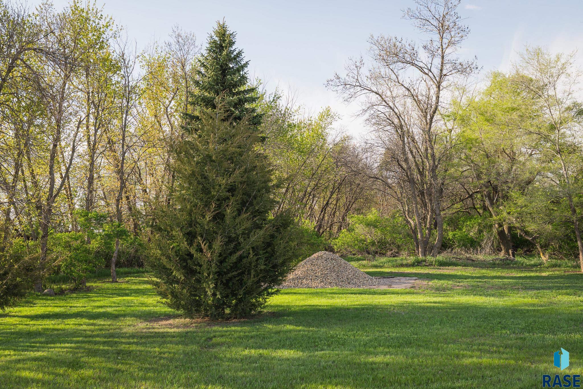 main property photo 80
