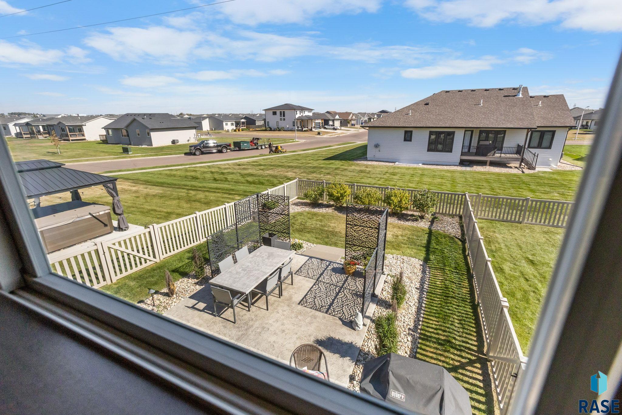 main property photo 42