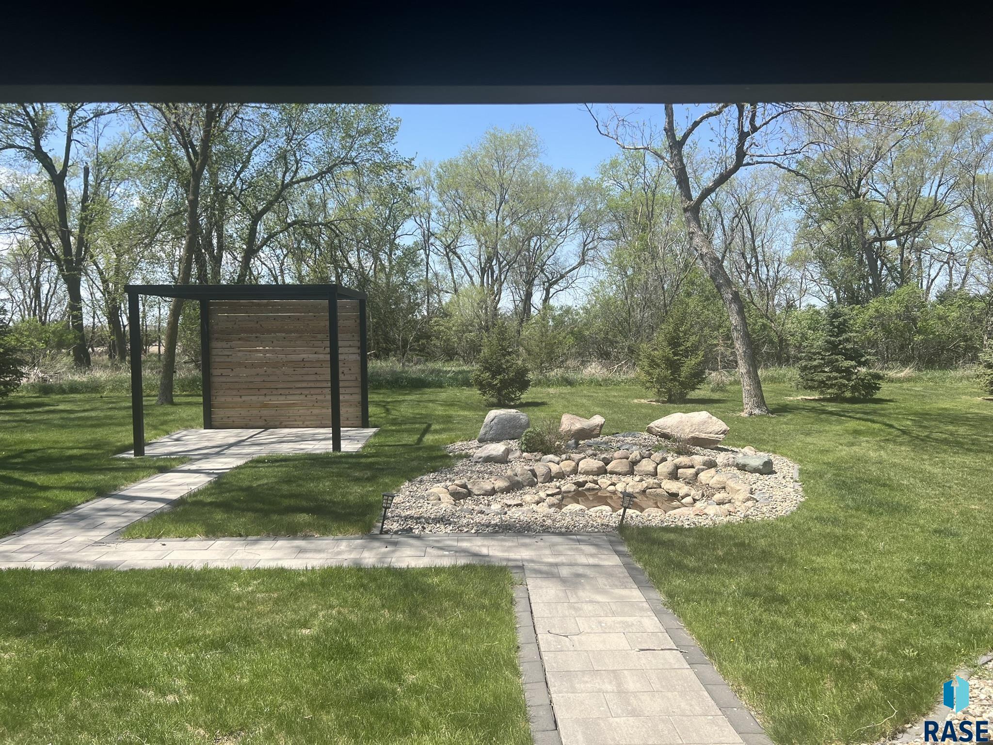 main property photo 65