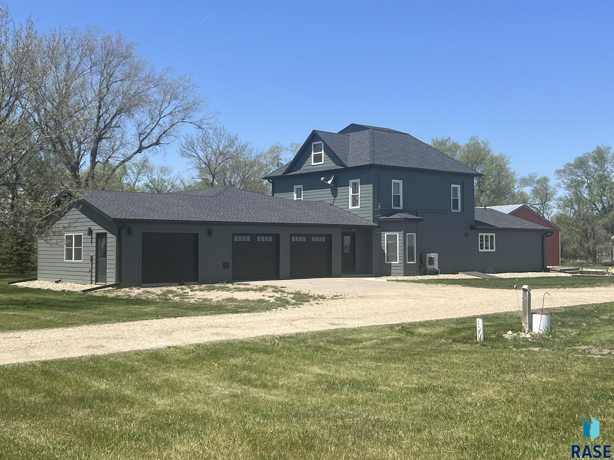 main property photo 79
