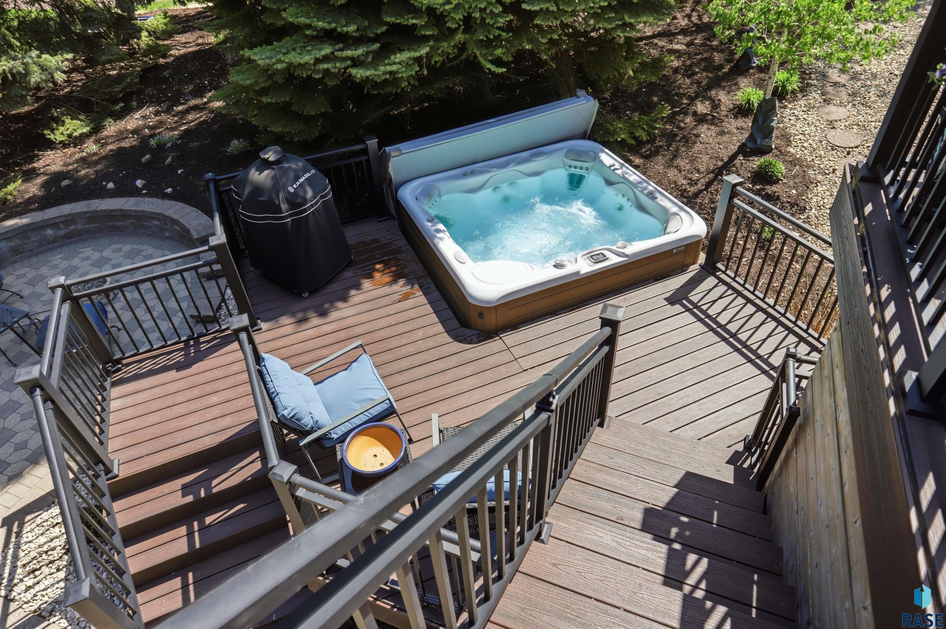 main property photo 54