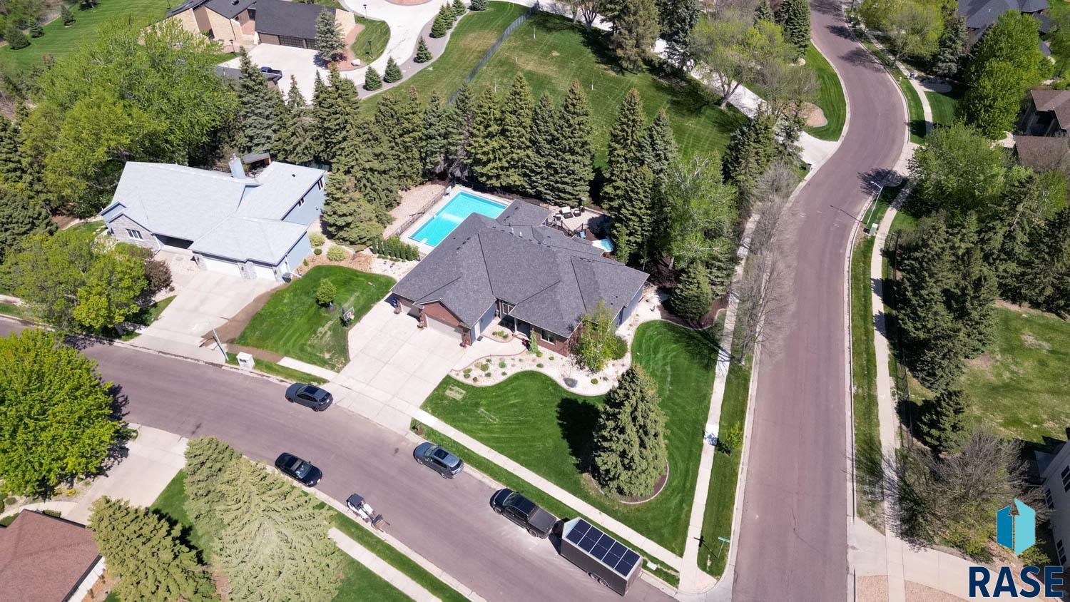 main property photo 58