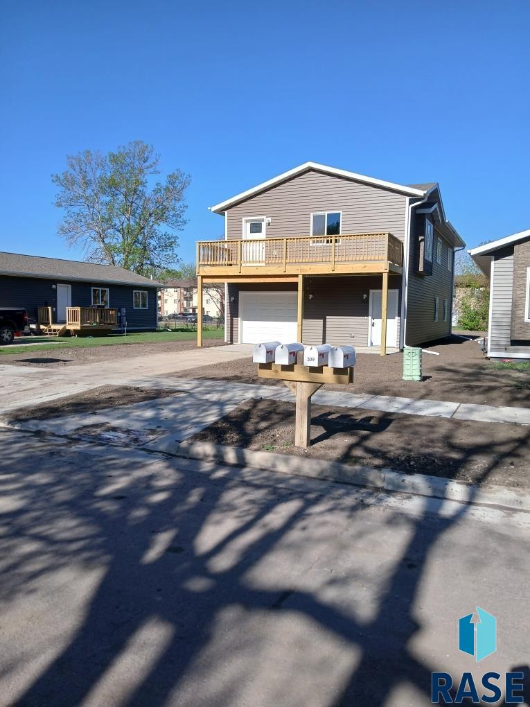 main property photo 15