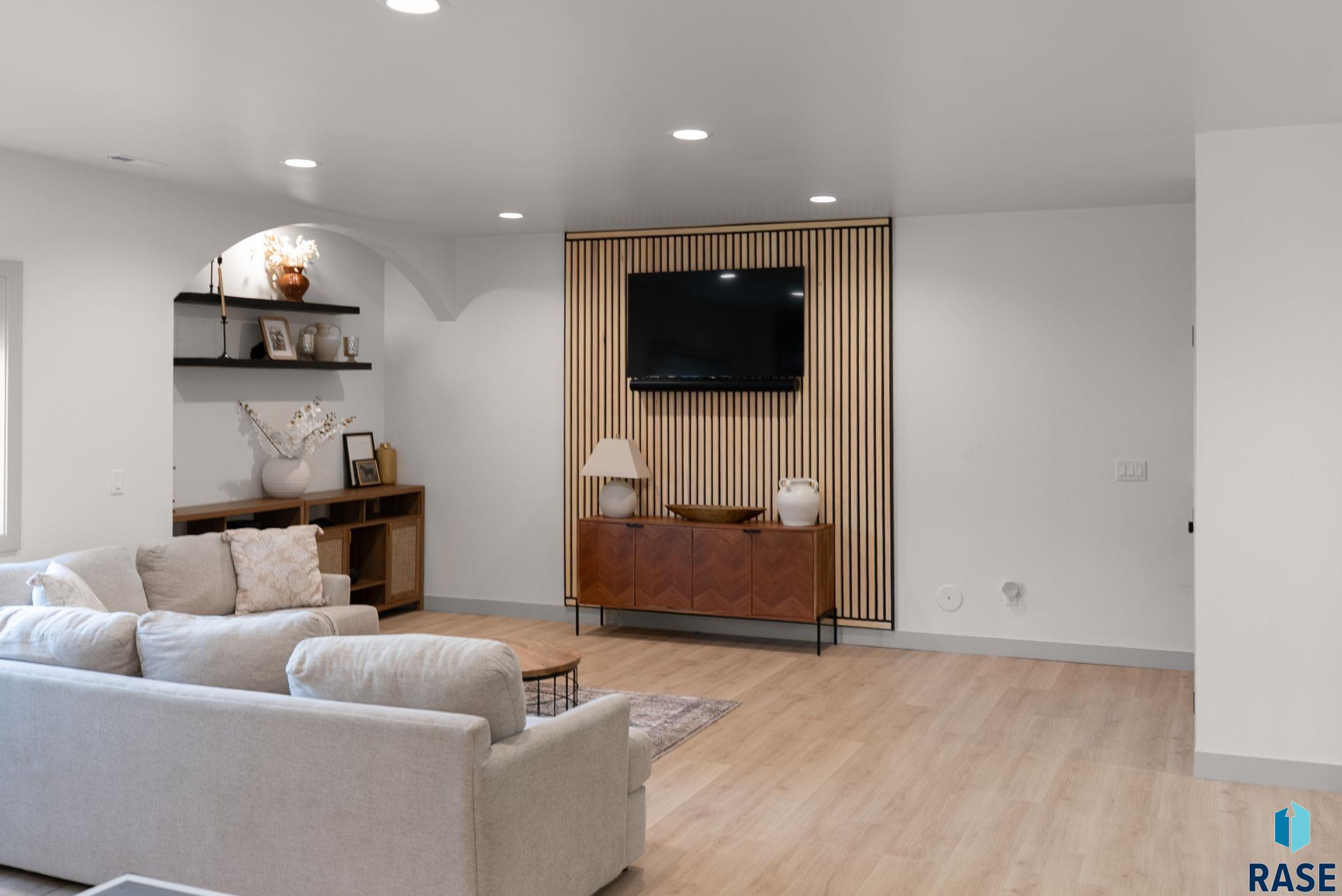 main property photo 64