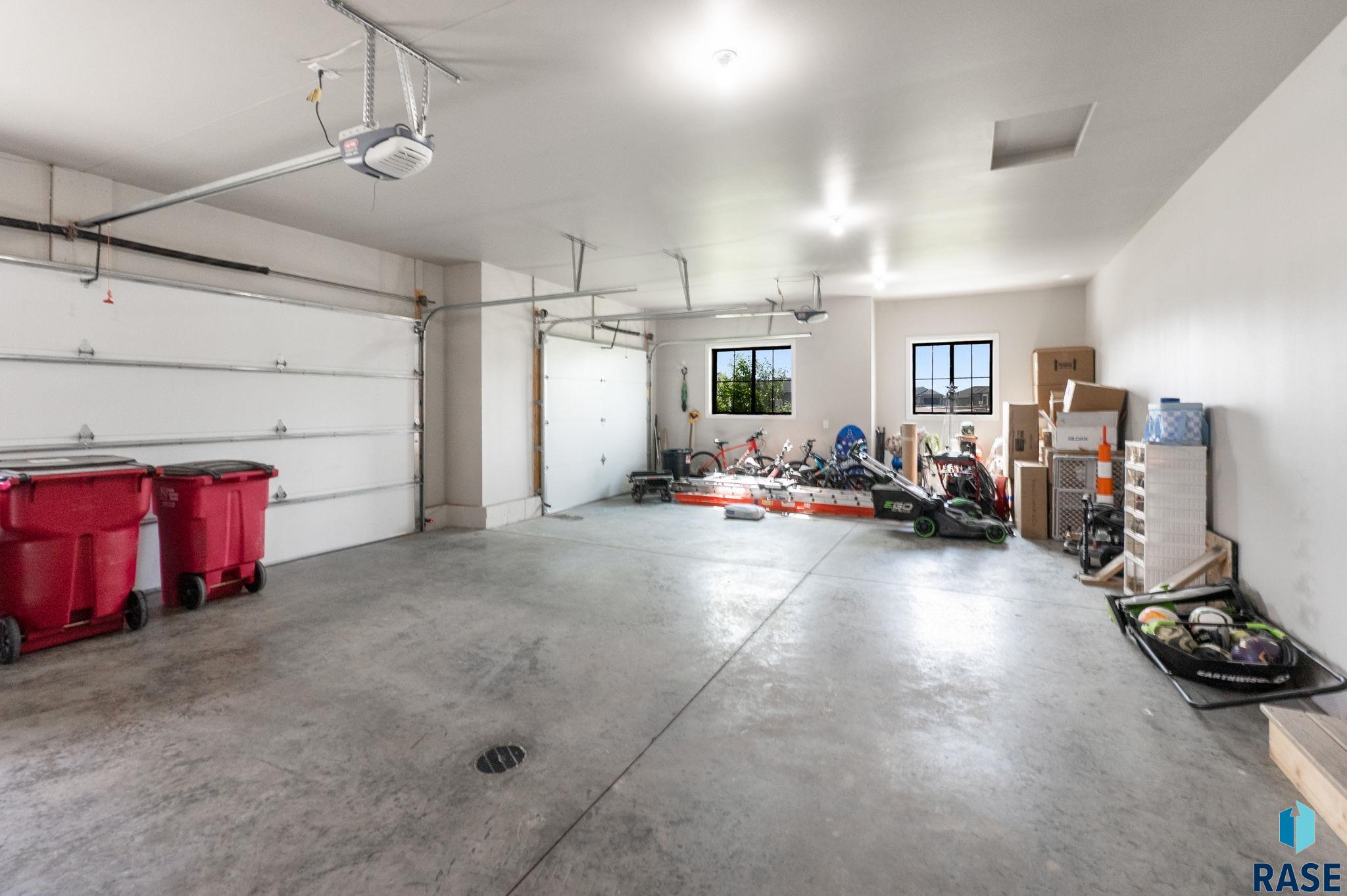 main property photo 86
