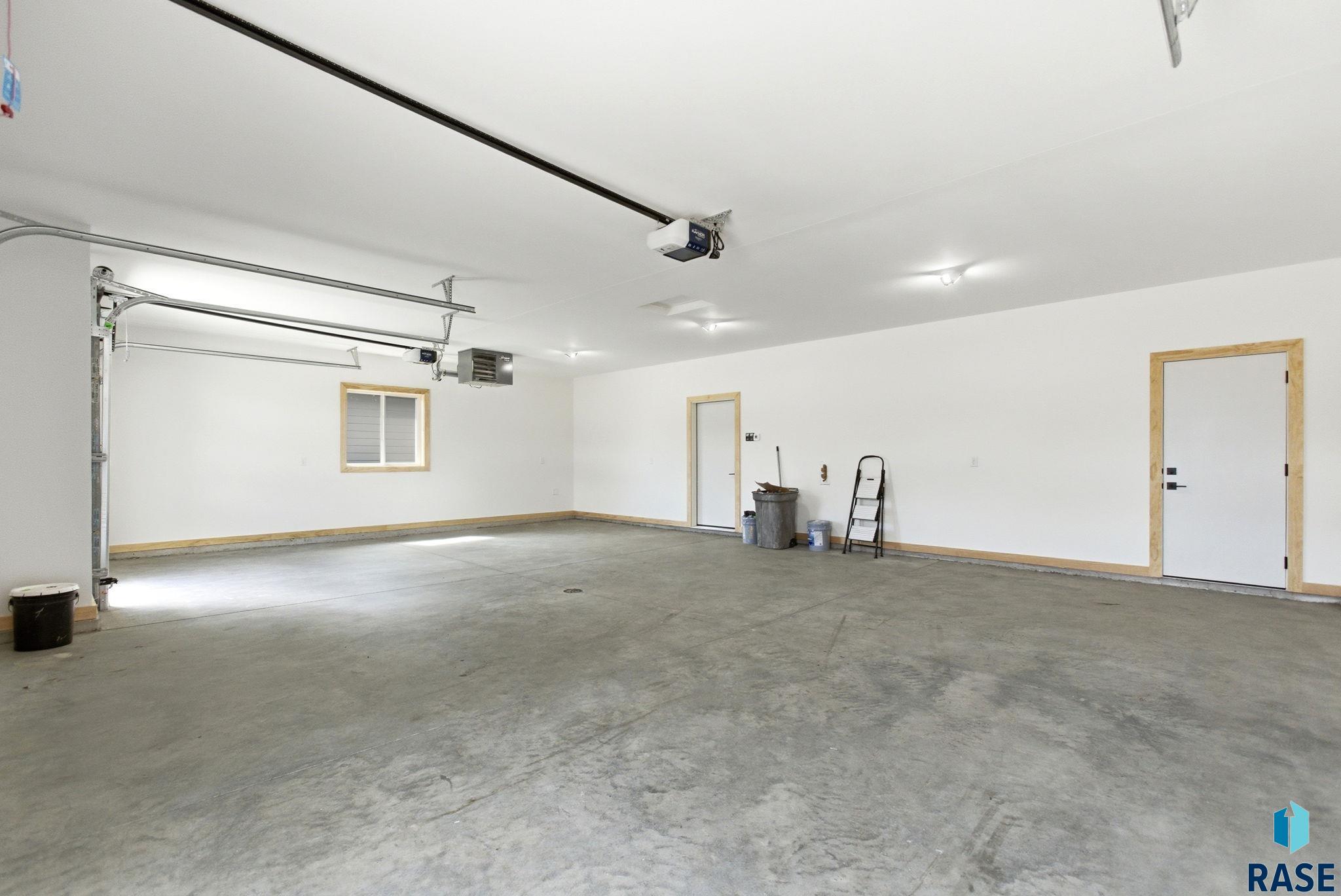 main property photo 70