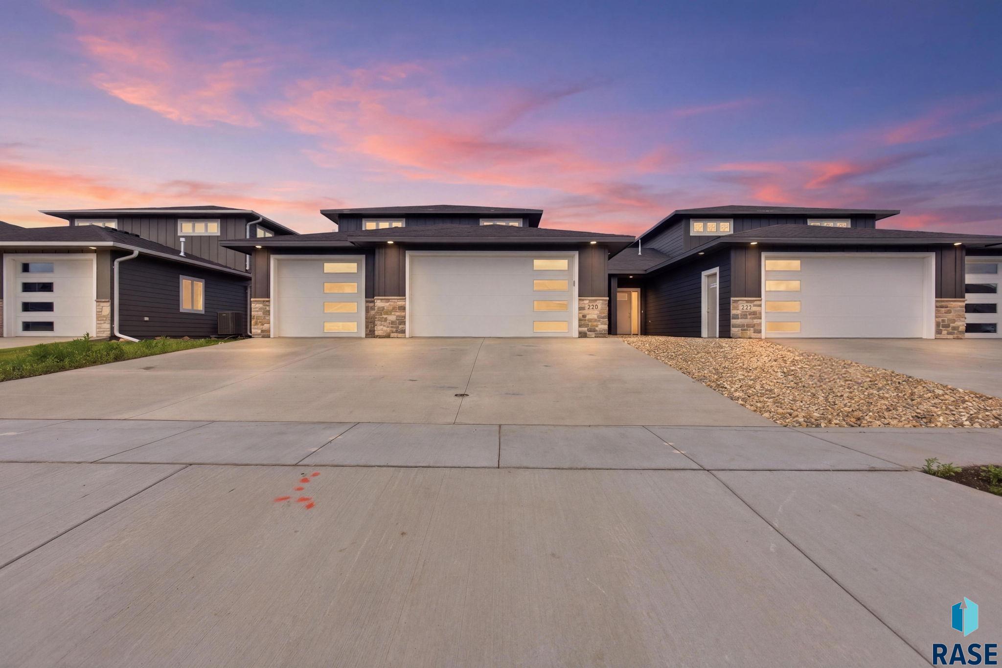 main property photo 74