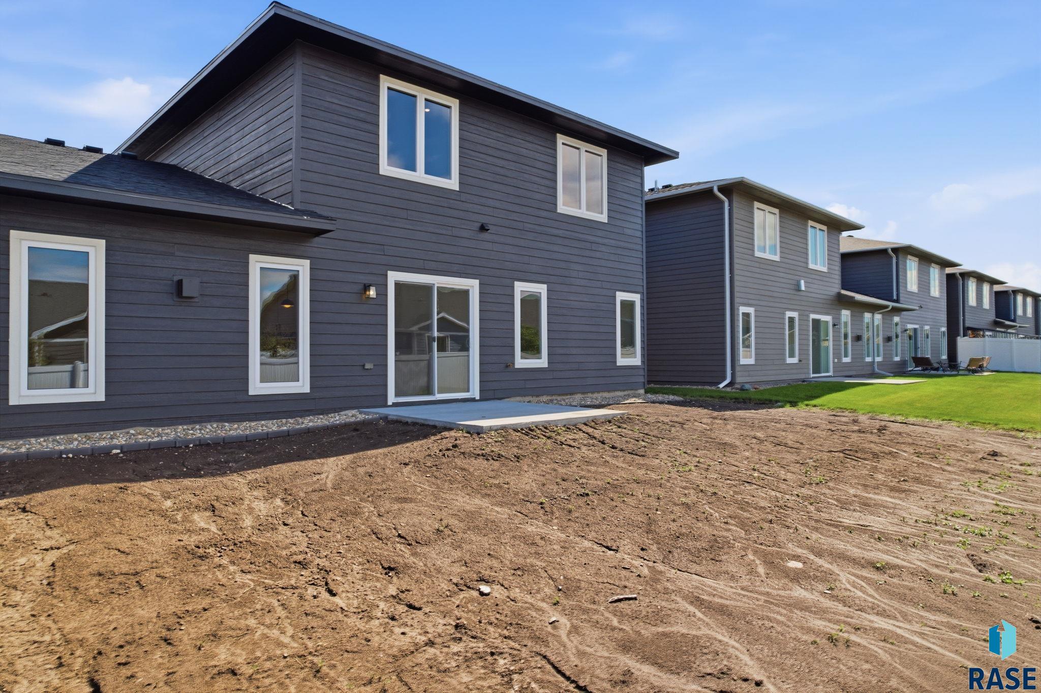 main property photo 81